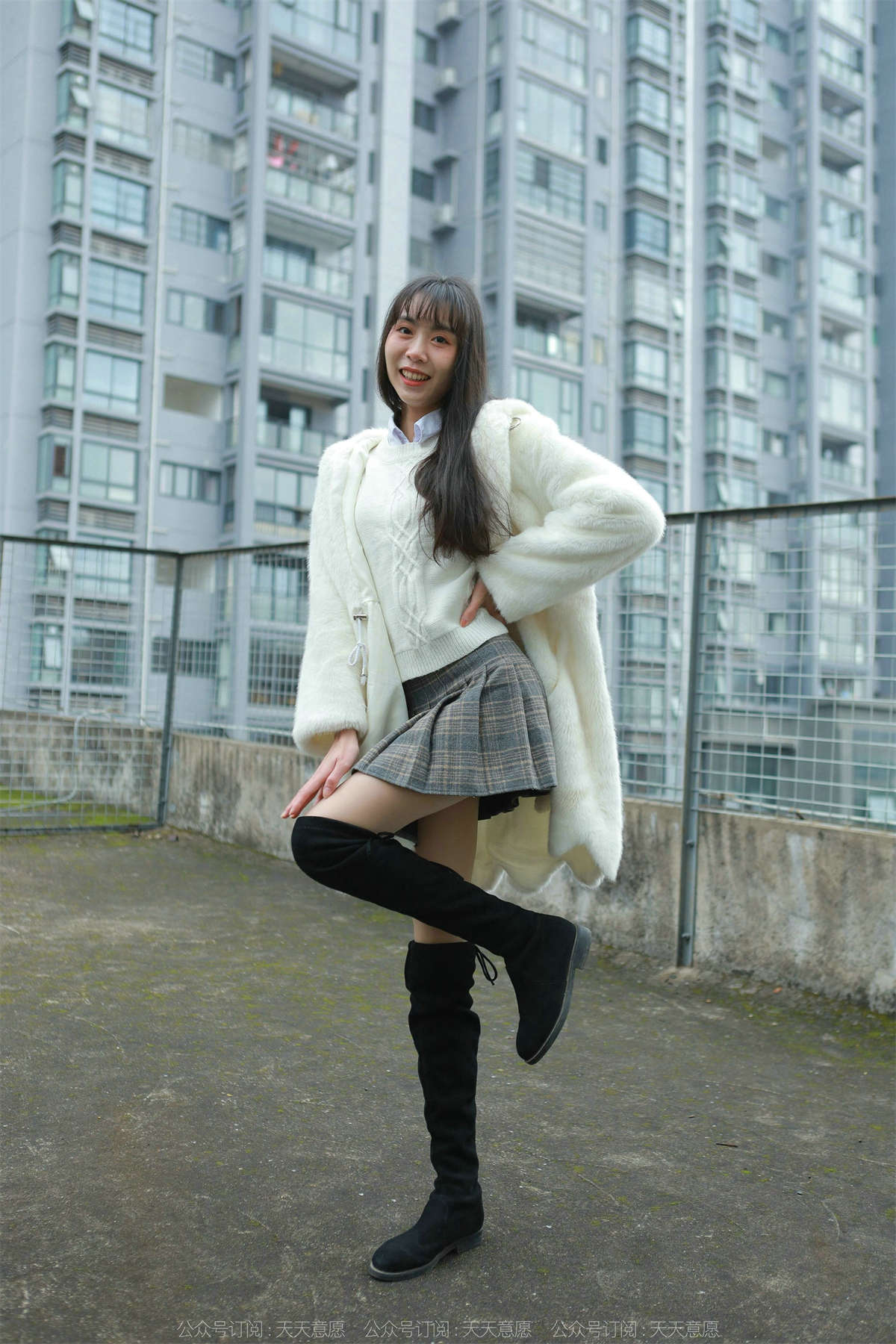 图片[2]-IESS异思趣向 2022.02.28 丝享家1014：团团 长靴肉丝-日更街拍