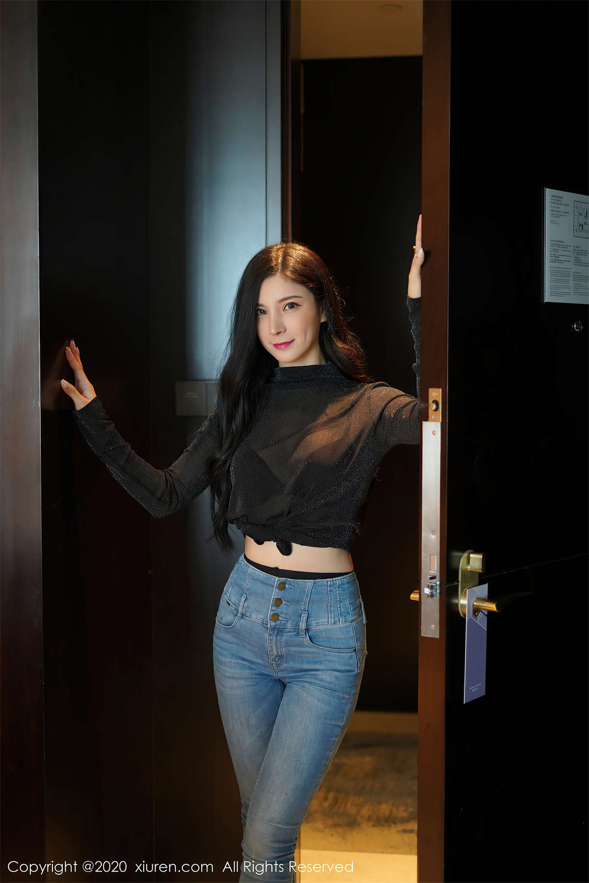 图片[2]-Xiuren秀人网 2020.07.30 NO.2386 小蛮妖Yummy-日更街拍