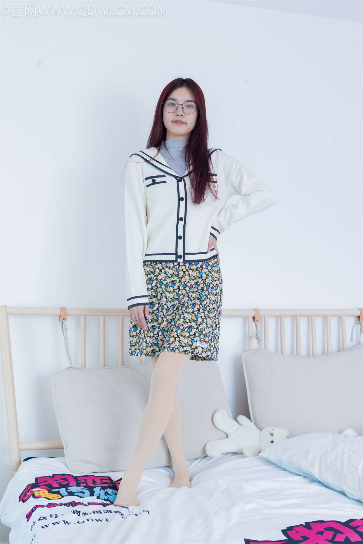 物恋传媒 NO.1931 茯苓-春日花朵-日更街拍