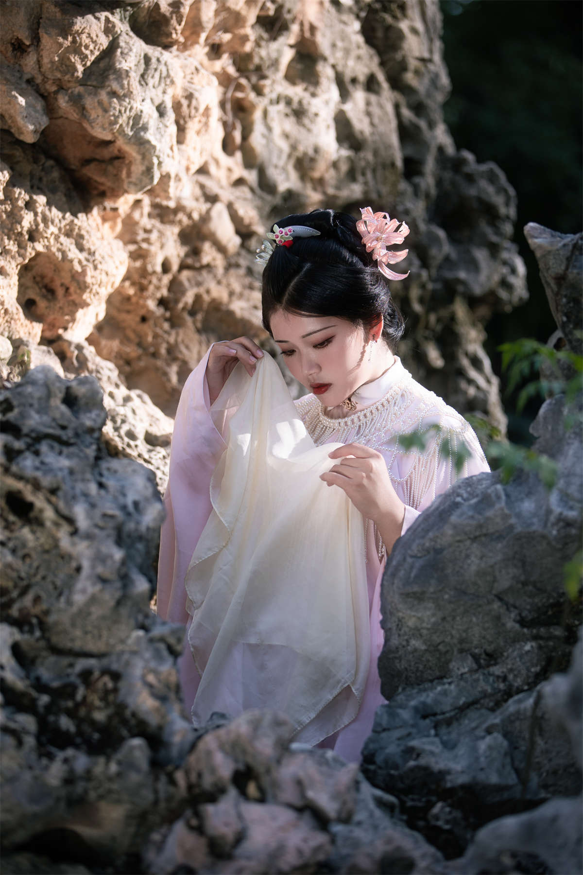 YITUYU艺图语 2022.11.20 入梦也 連翹____插图1