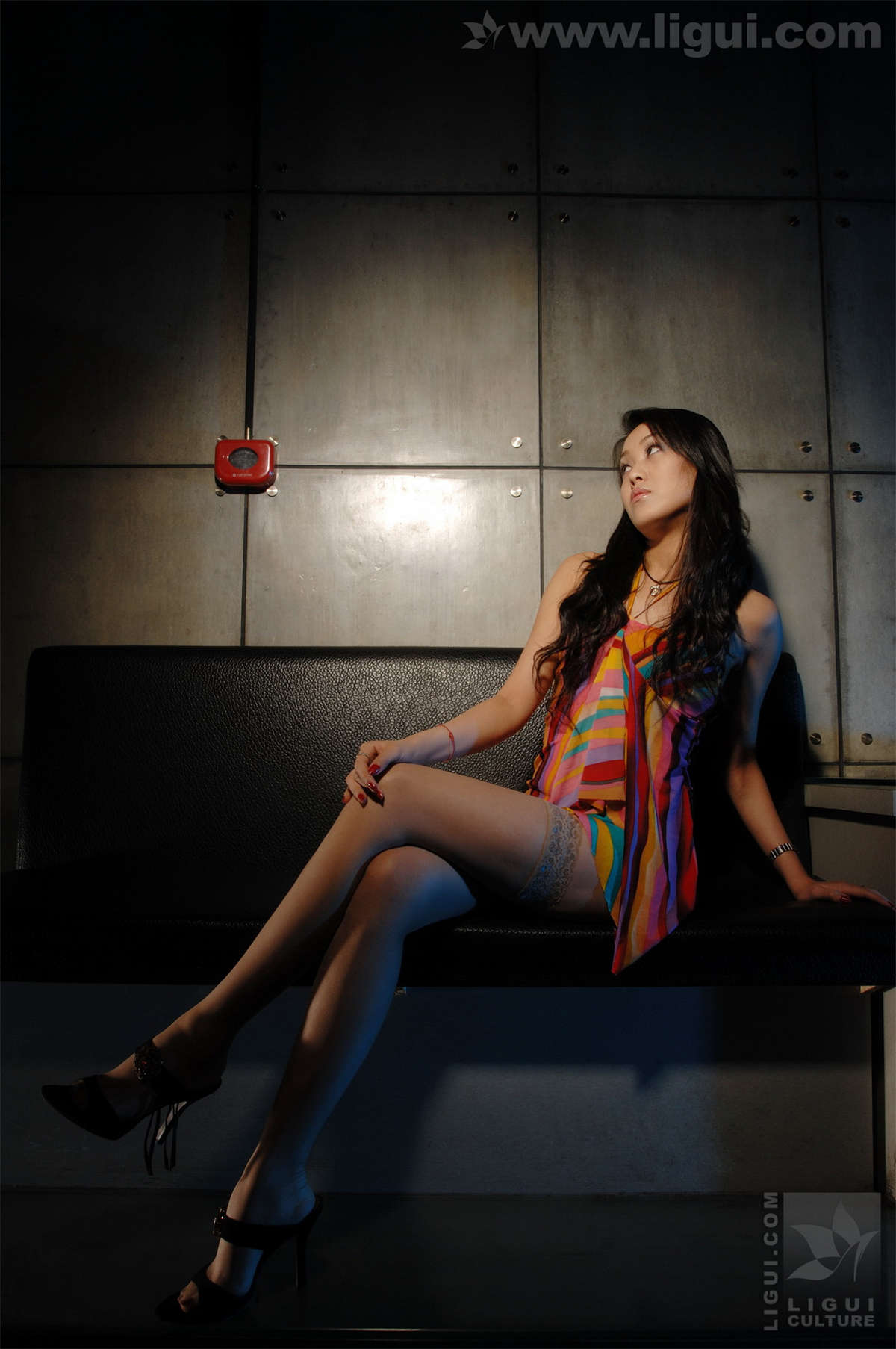 图片[2]-Ligui丽柜 20090113 丝袜美女玩台球 让你一饱眼福爽歪歪 咪惠美&琳达-日更街拍