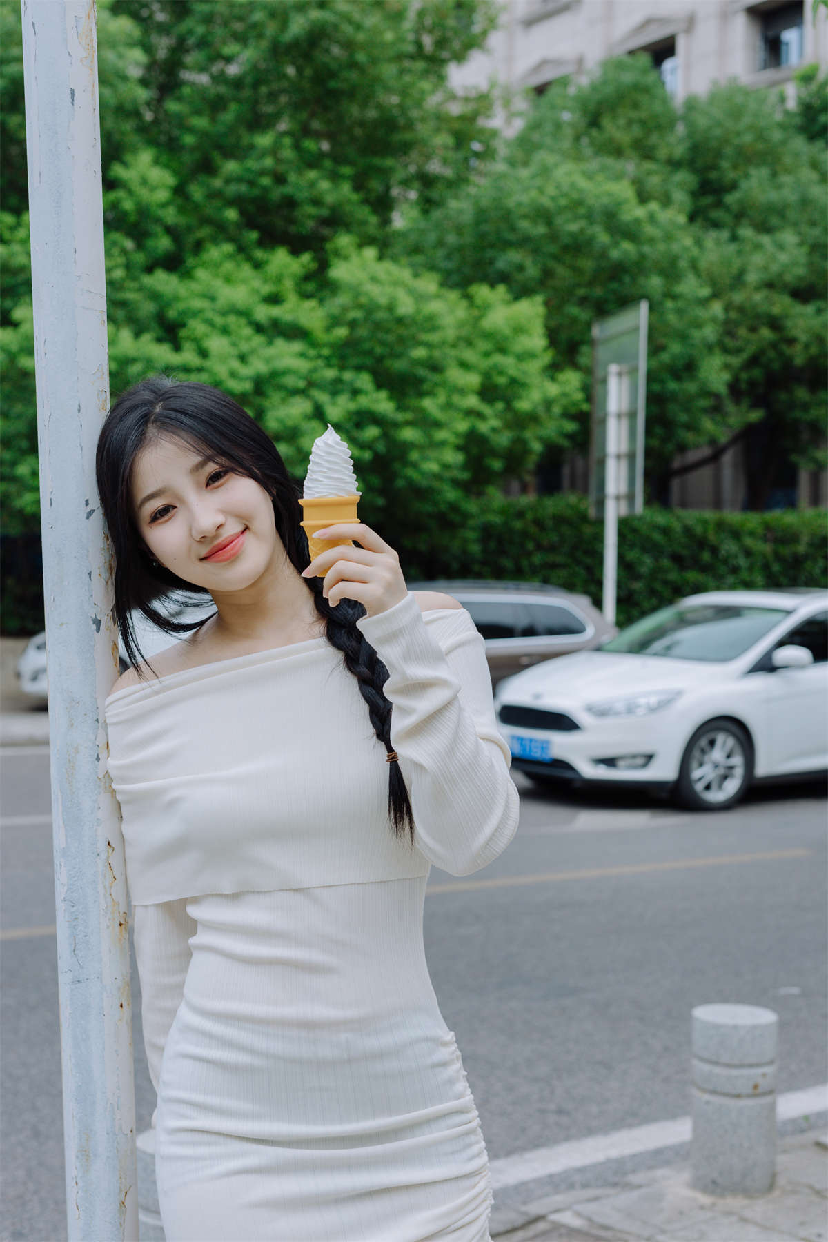 YITUYU艺图语 2023.10.16 冰淇淋的夏日 羊毛珊儿-日更街拍