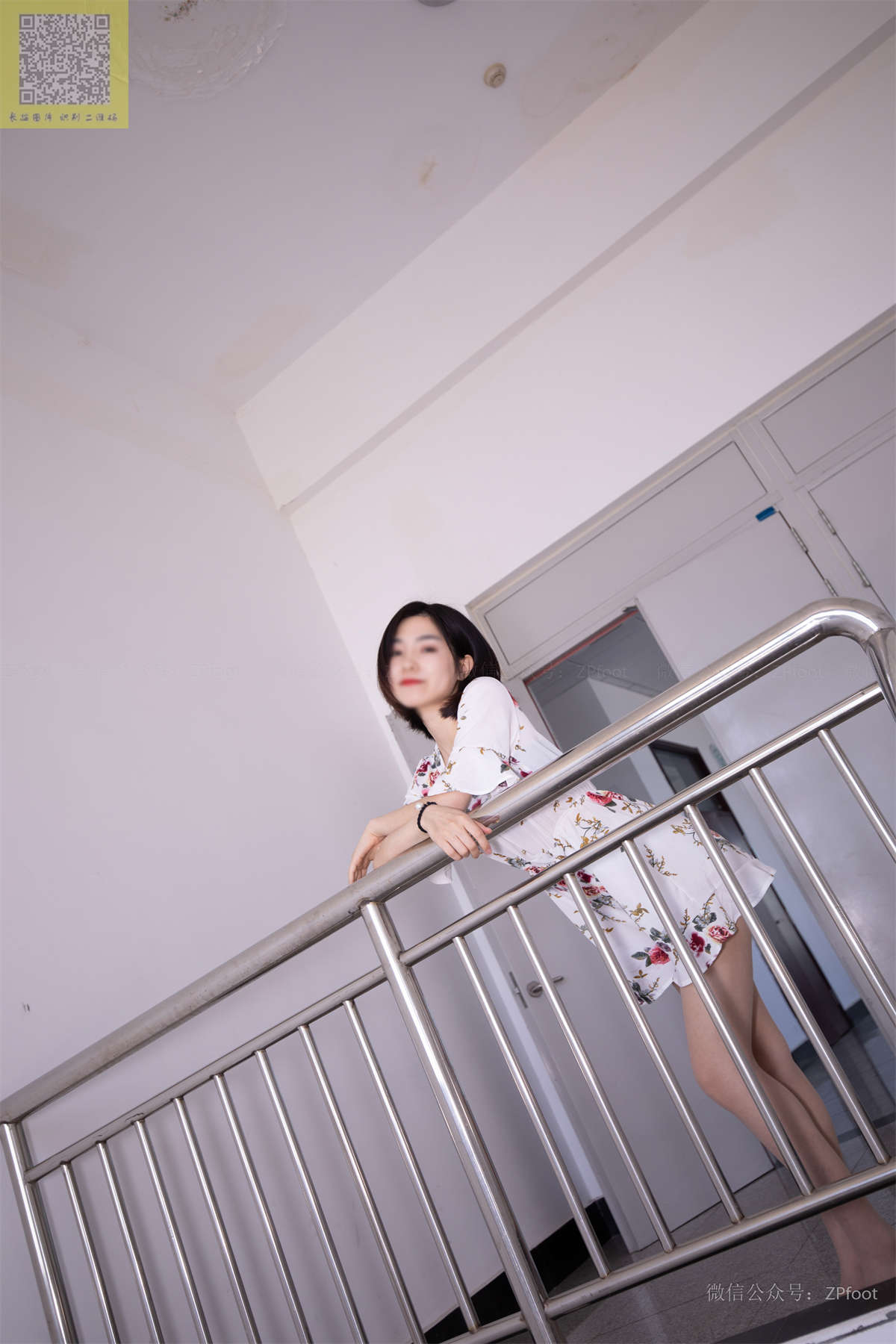 LSS山茶摄影 NO.093 舞蹈小阳阳碎花裙-日更街拍