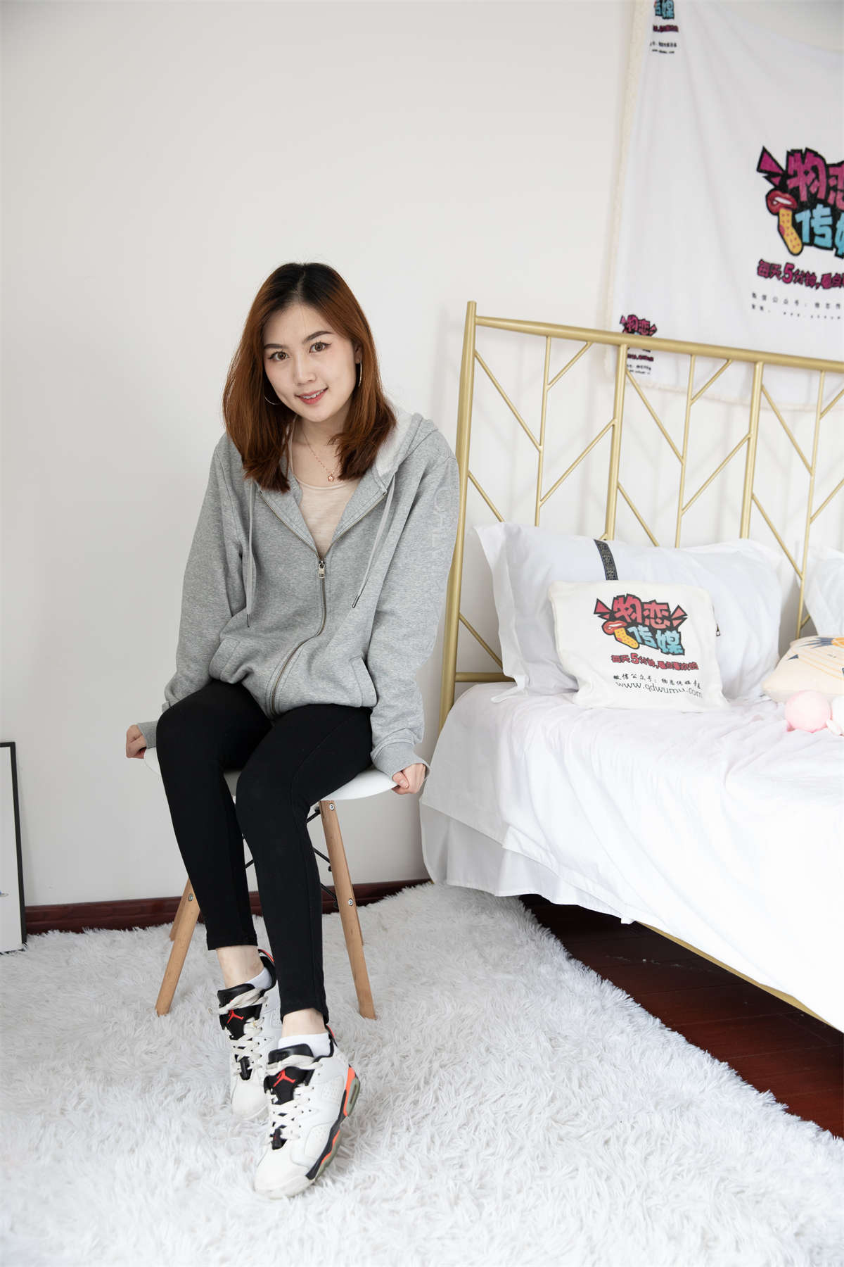 图片[2]-物恋传媒 NO.917 橘子-风里的歌-日更街拍