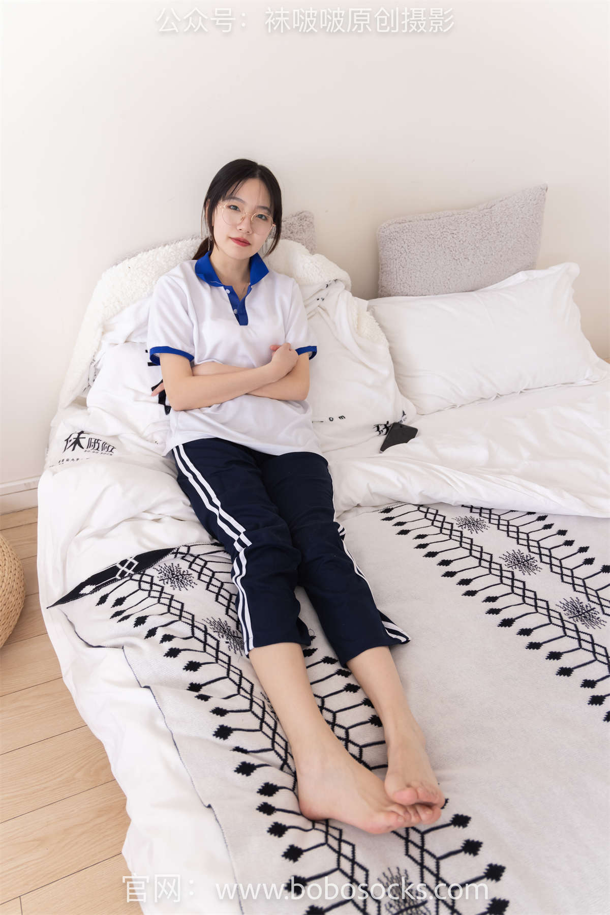 袜啵啵 No.135 小甜豆-高跟鞋、黑丝（脚尖透明款）、裸足 …插图1