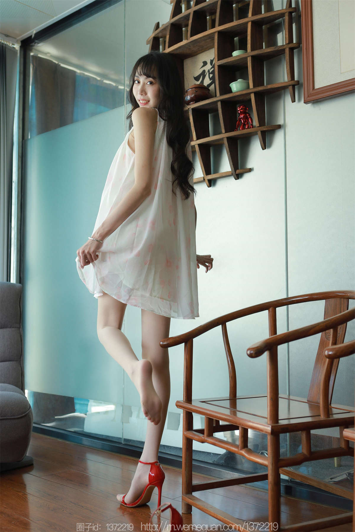 IESS异思趣向 2023.05.04 丝享家1441：团团 红鞋肉丝-日更街拍