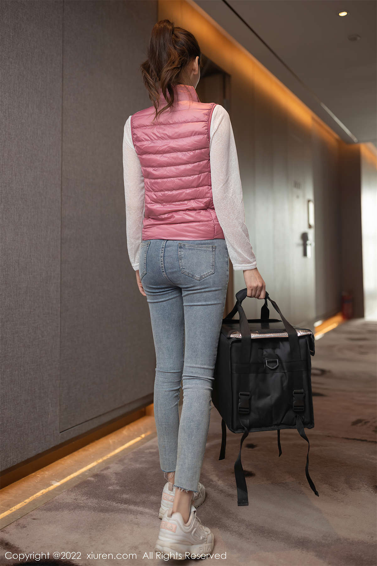 Xiuren秀人网 2022.01.20 NO.4493 陆萱萱-日更街拍