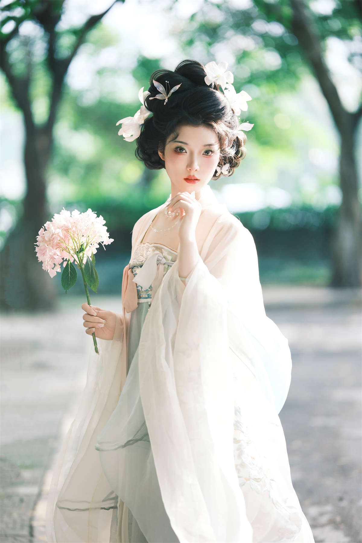 YITUYU艺图语 2024.07.13 执花 果果-日更街拍