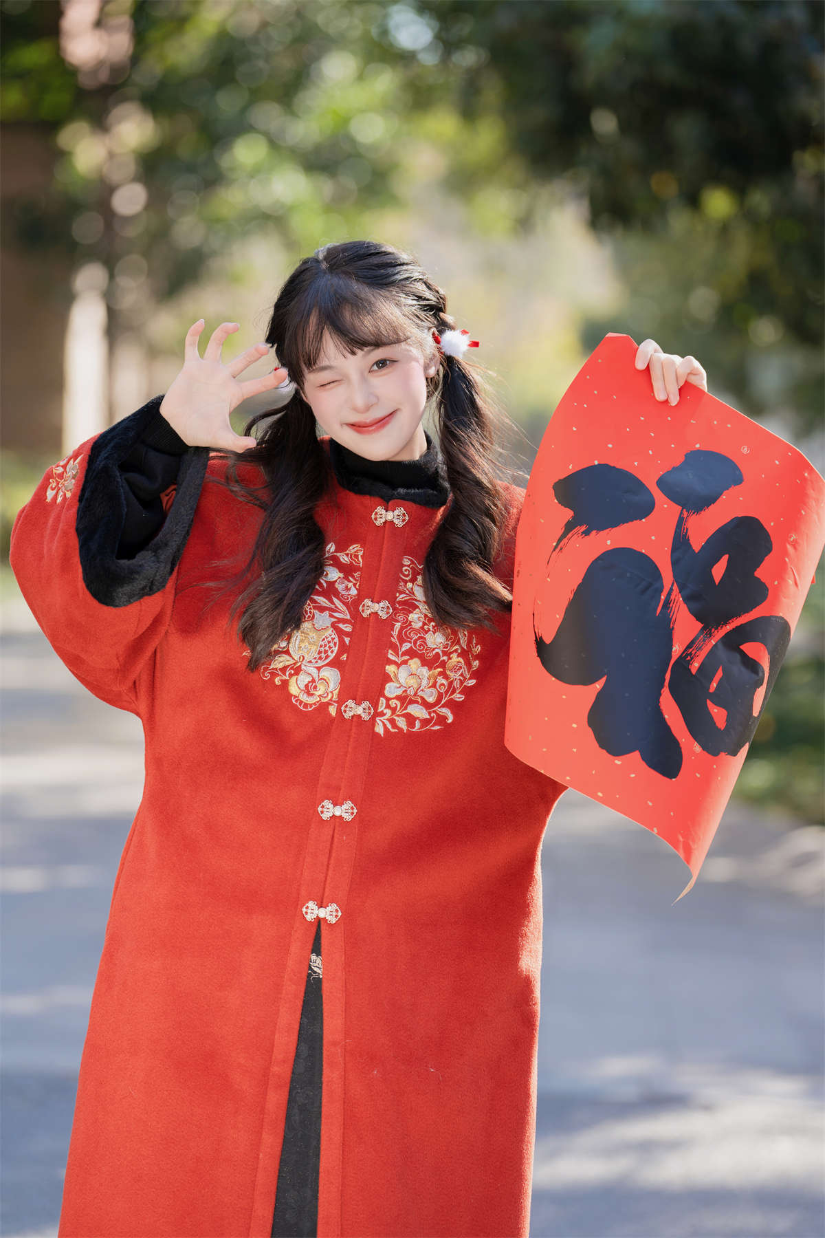 图片[2]-YITUYU艺图语 2025.03.17 路边新年照 夏芋小年-日更街拍