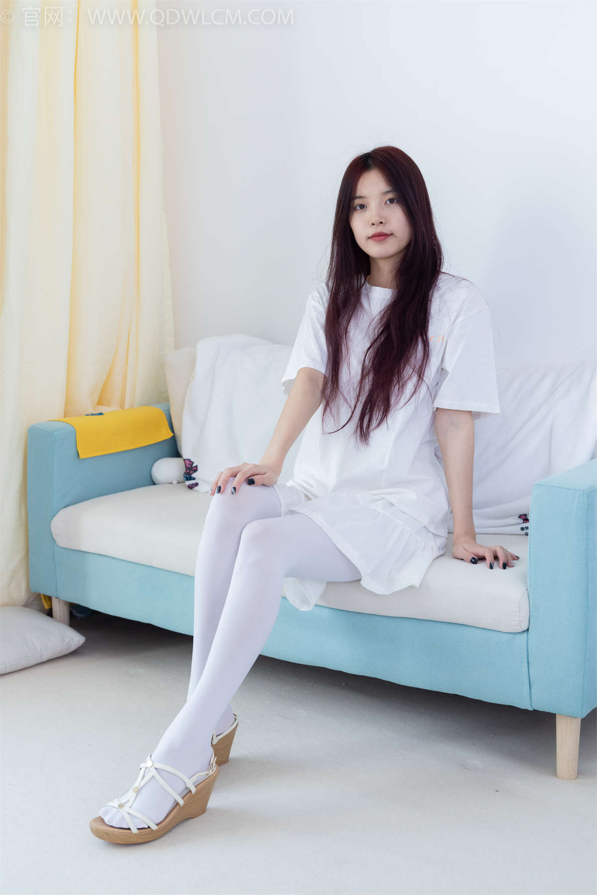 物恋传媒 NO.1892 茯苓-燃烧的火焰-日更街拍