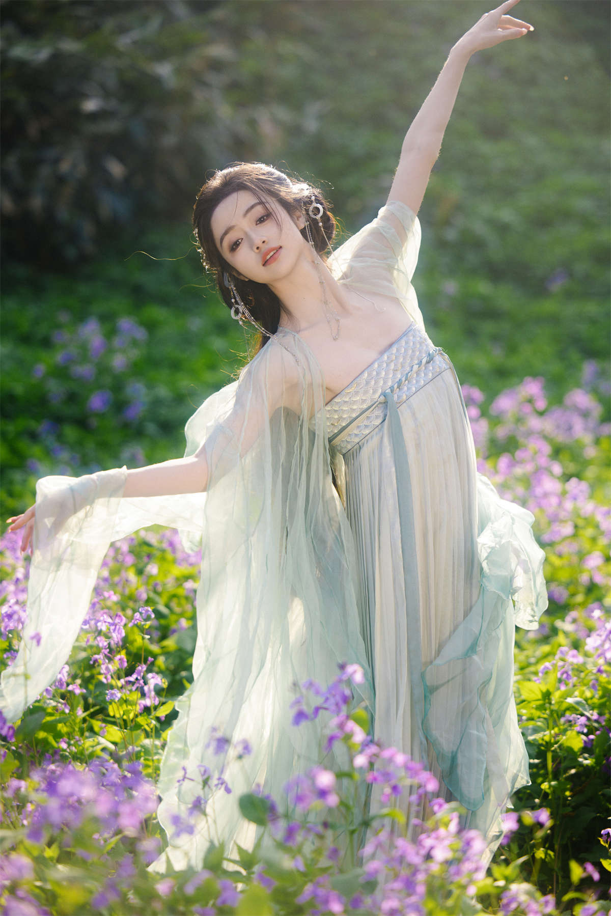 YITUYU艺图语 2024.09.19 化蝶 Li十七呀-日更街拍