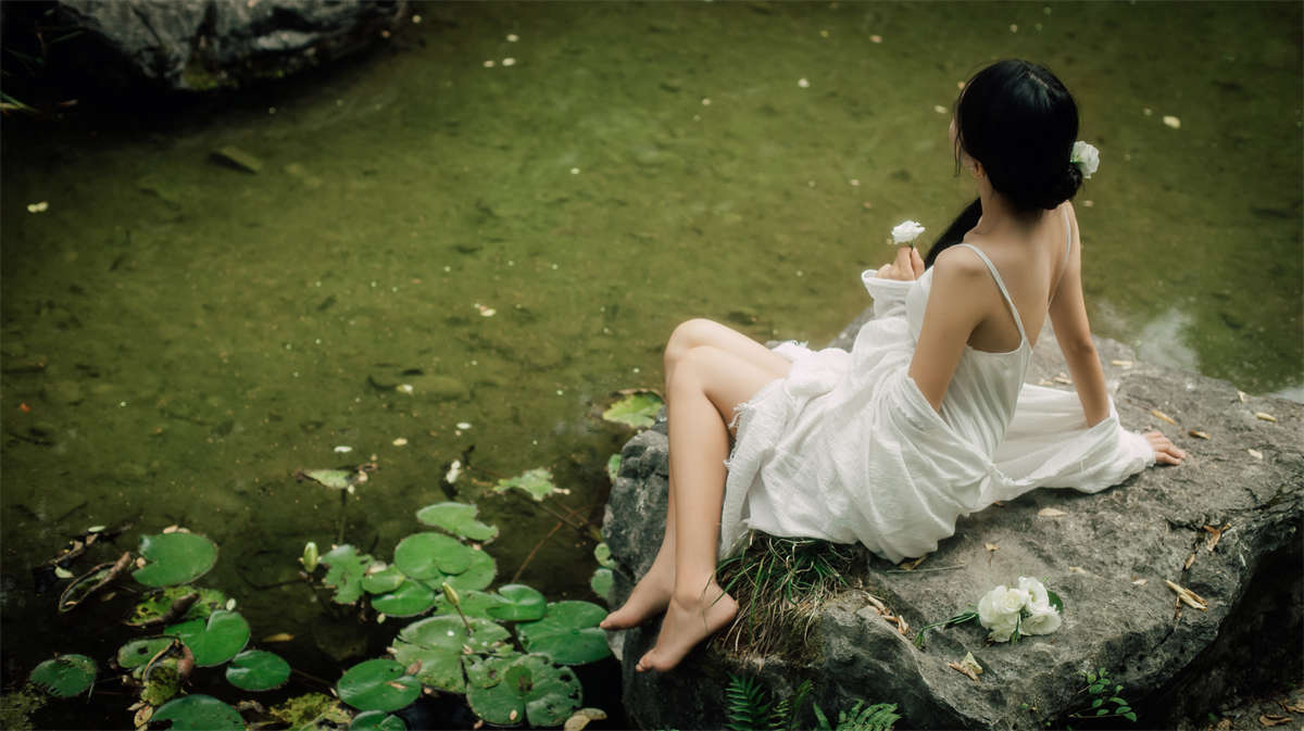 YITUYU艺图语 2024.12.13 我似山野里的花 zzzzzzz插图1