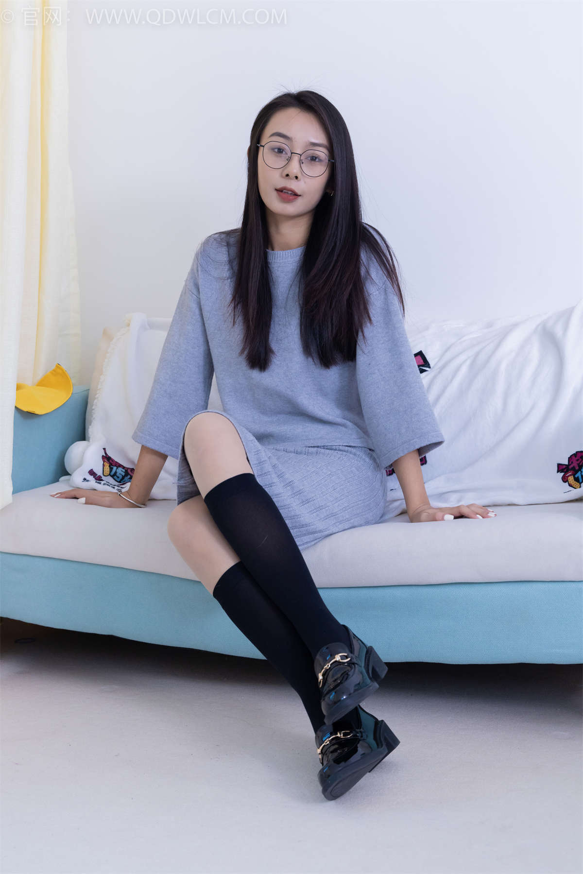 图片[2]-物恋传媒 NO.1834 岚岚-灰天鹅-日更街拍