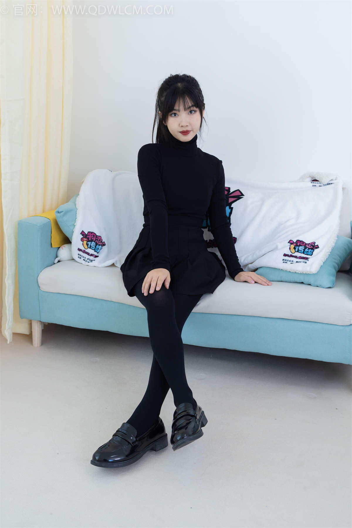 图片[2]-物恋传媒 NO.1896 米米-夜幕降临-日更街拍