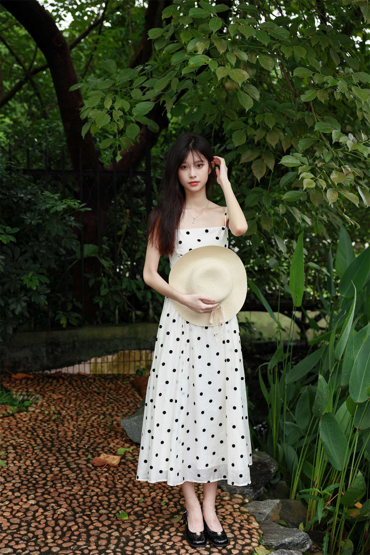 YITUYU艺图语 2024.08.22 南方妹妹 小了个飞象-日更街拍