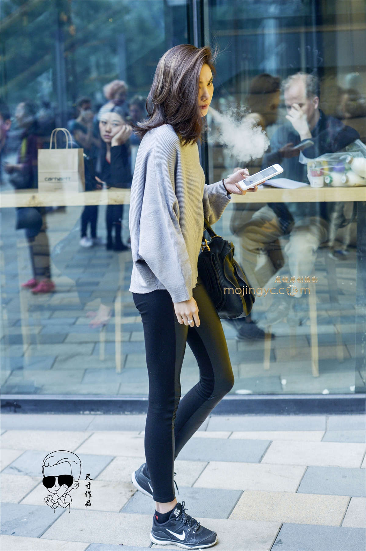 美女大长腿的诱惑（2016年10月3日10p)-日更街拍