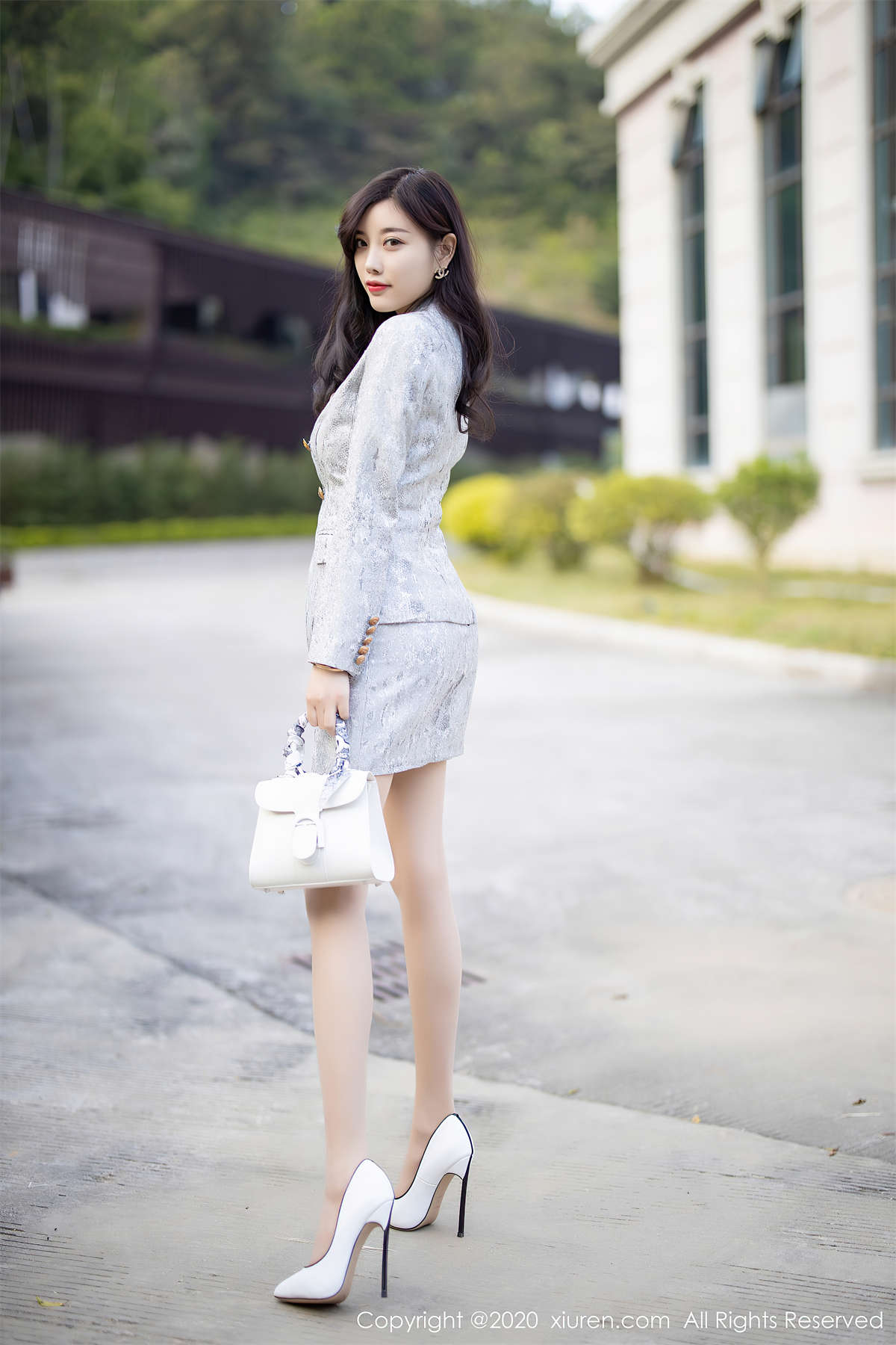 图片[2]-Xiuren秀人网 2020.12.22 NO.2928 杨晨晨sugar-日更街拍