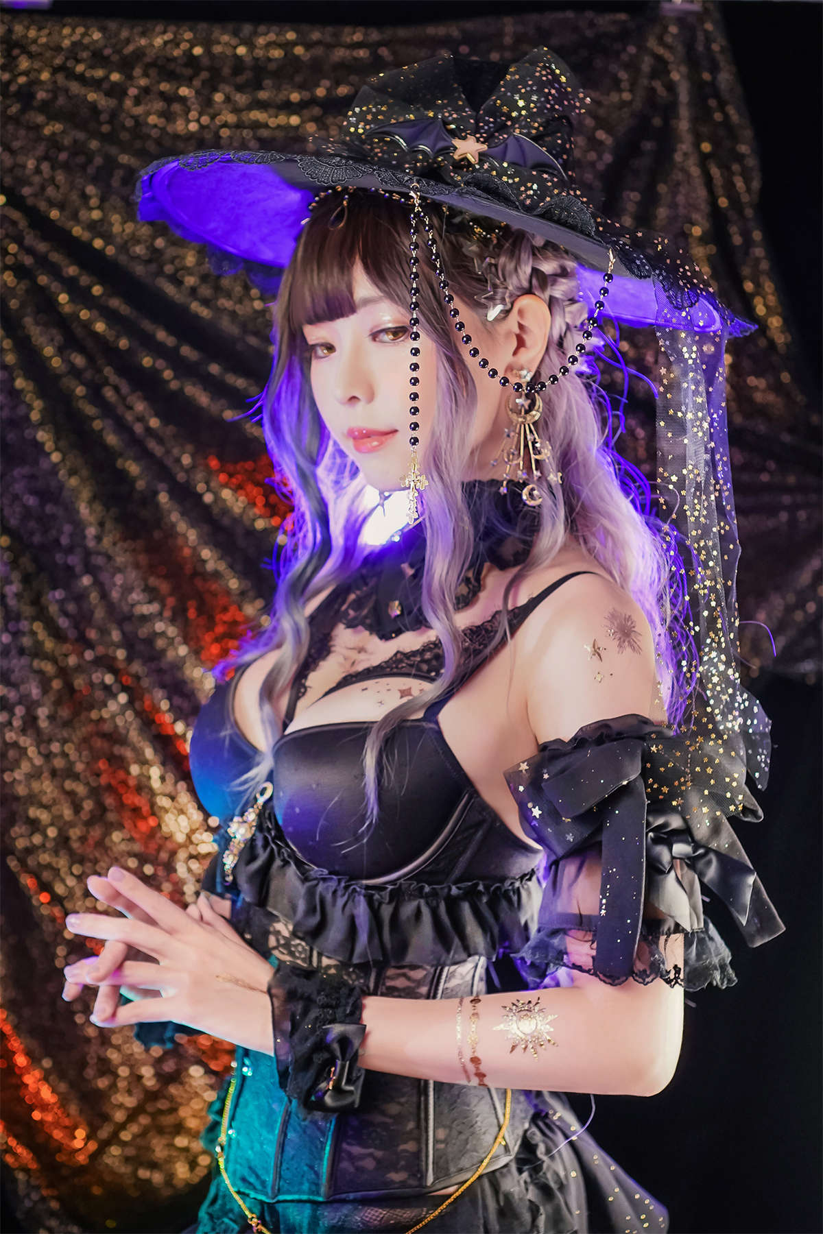 Ely_eee(ElyEE子) Astrology Witch-日更街拍