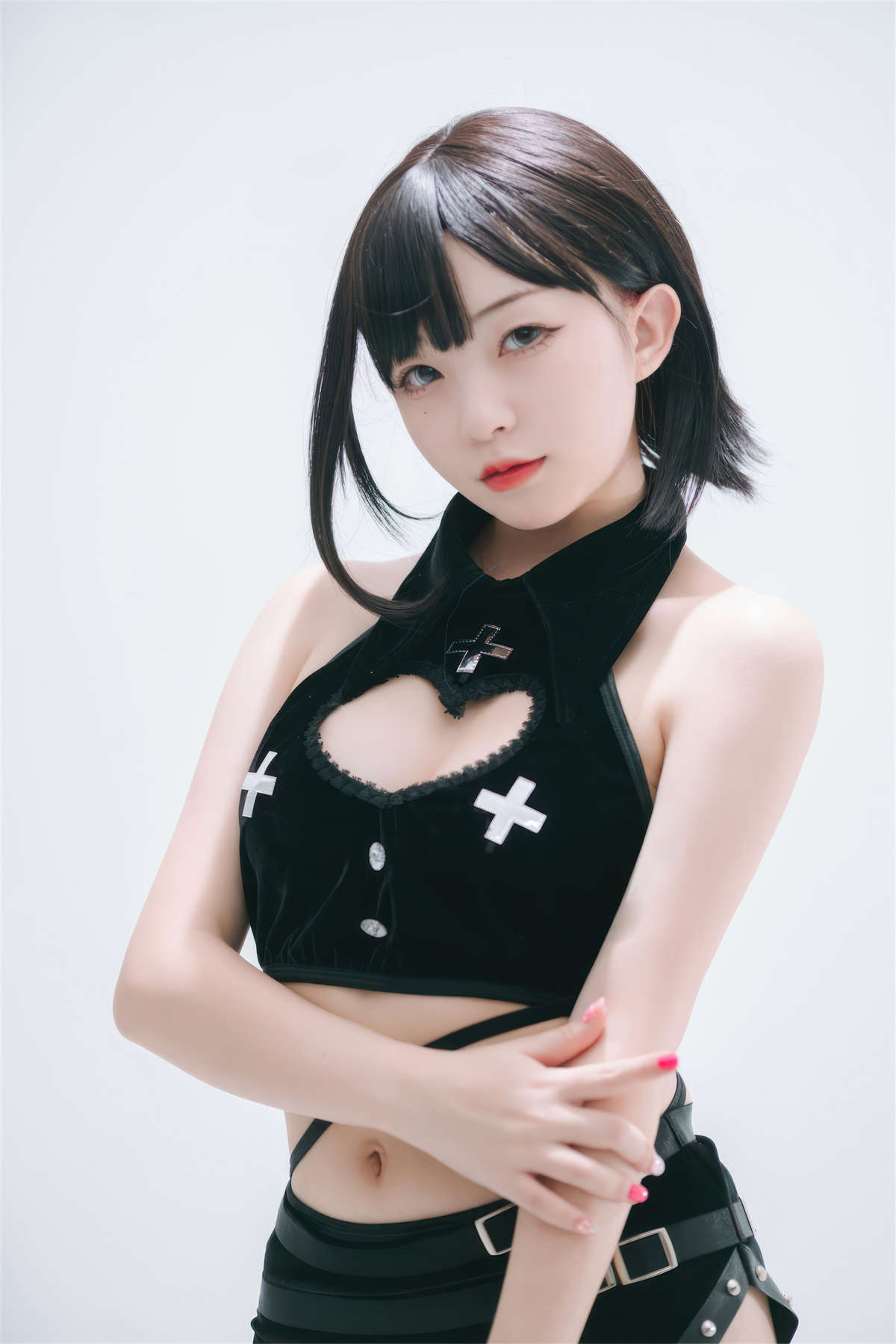 花铃 No.034 吊带袜修女-日更街拍