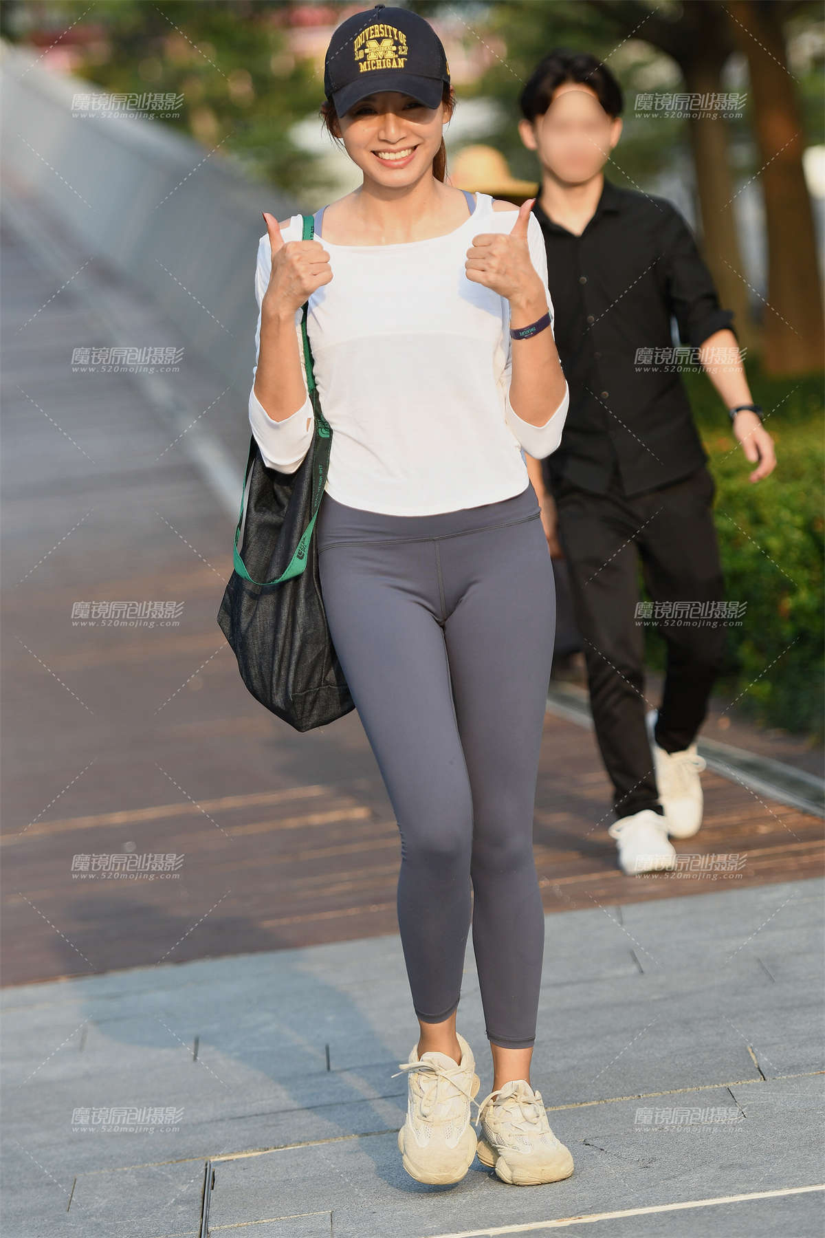 【神摄手赛贴】身材一级棒的瑜伽美女-日更街拍