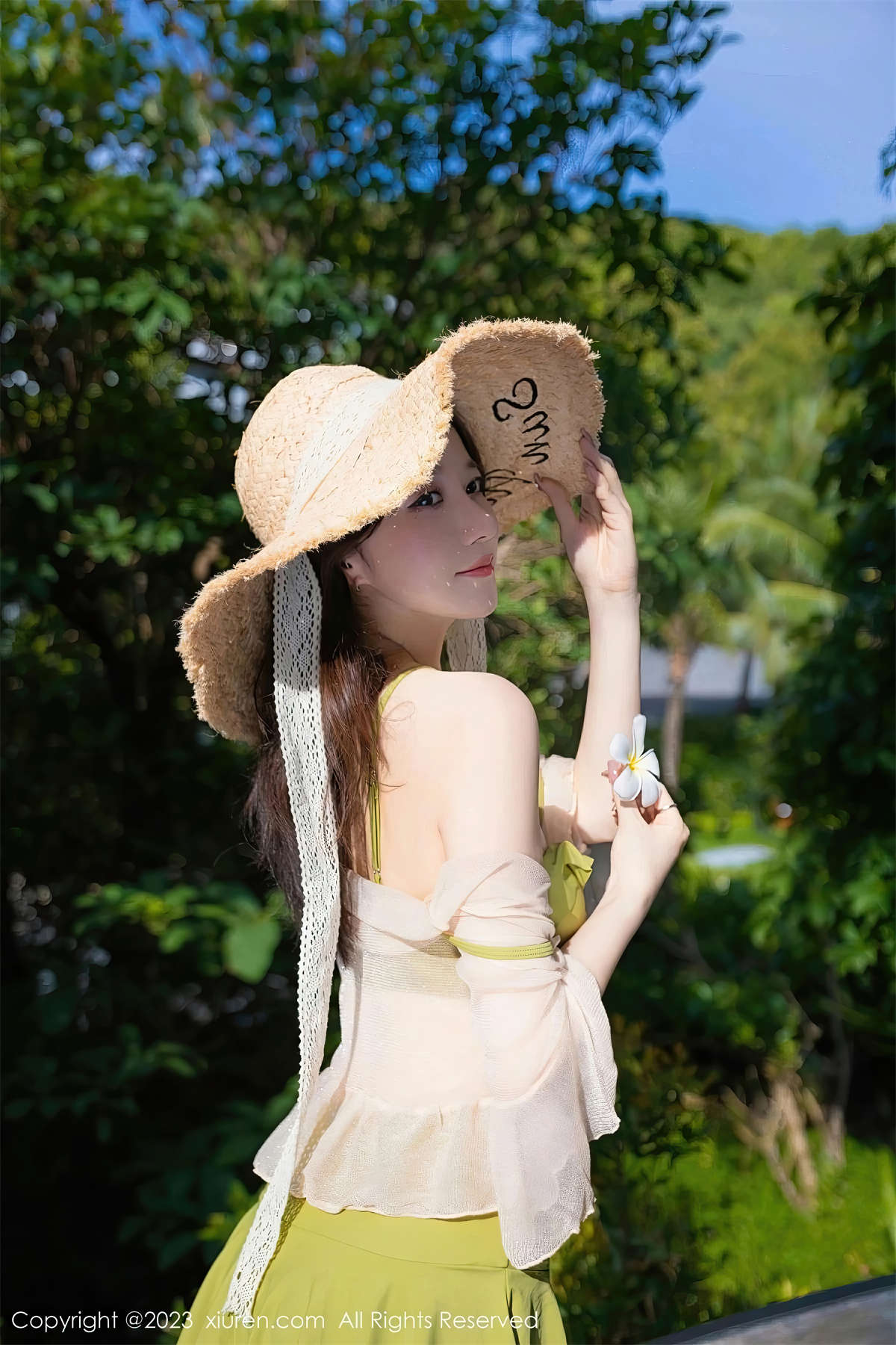 图片[2]-Xiuren秀人网 2023.08.04 No.7189 鱼子酱-日更街拍