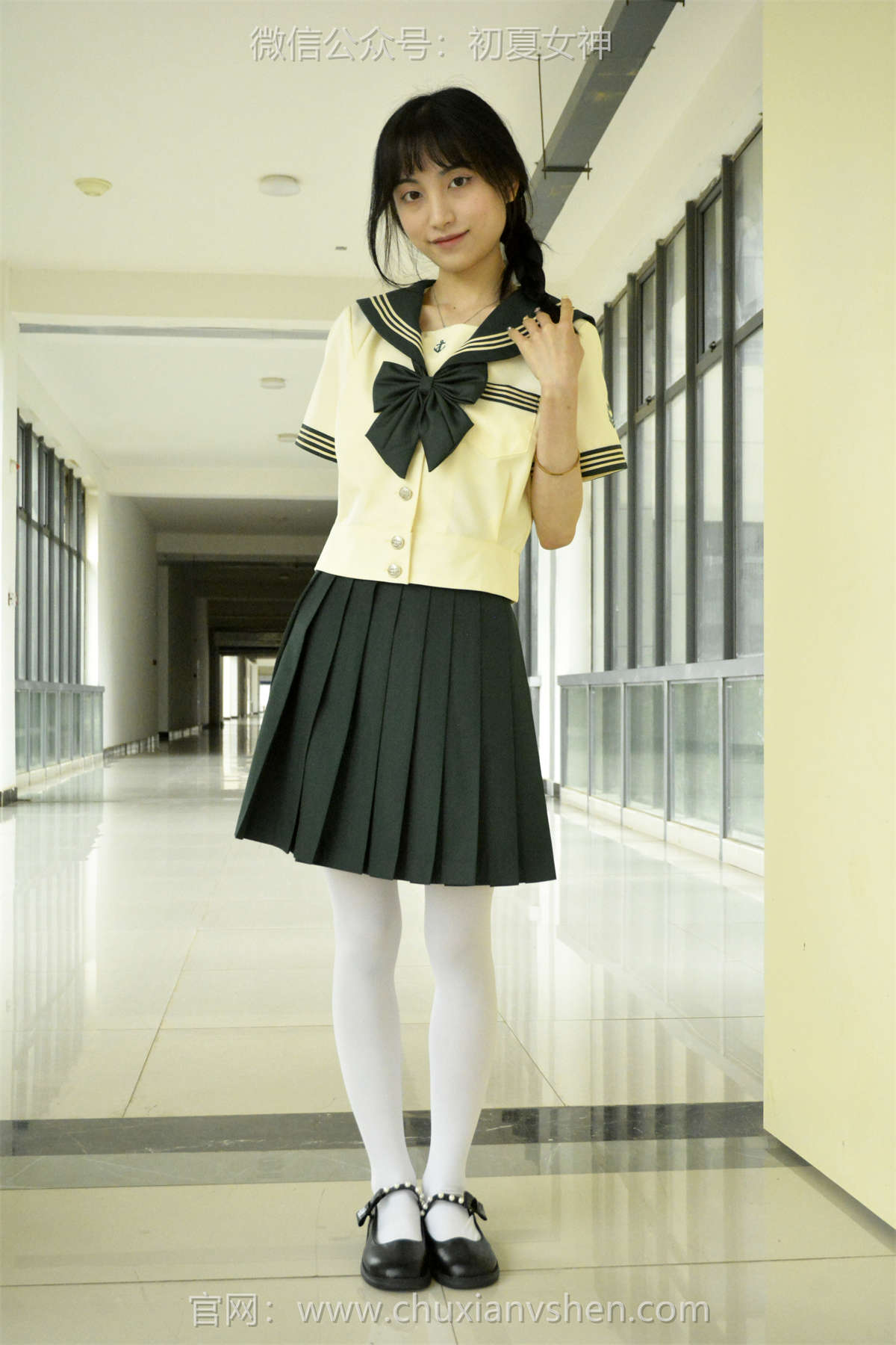 初夏女神 NO.104 柒柒 绿色水手服-日更街拍