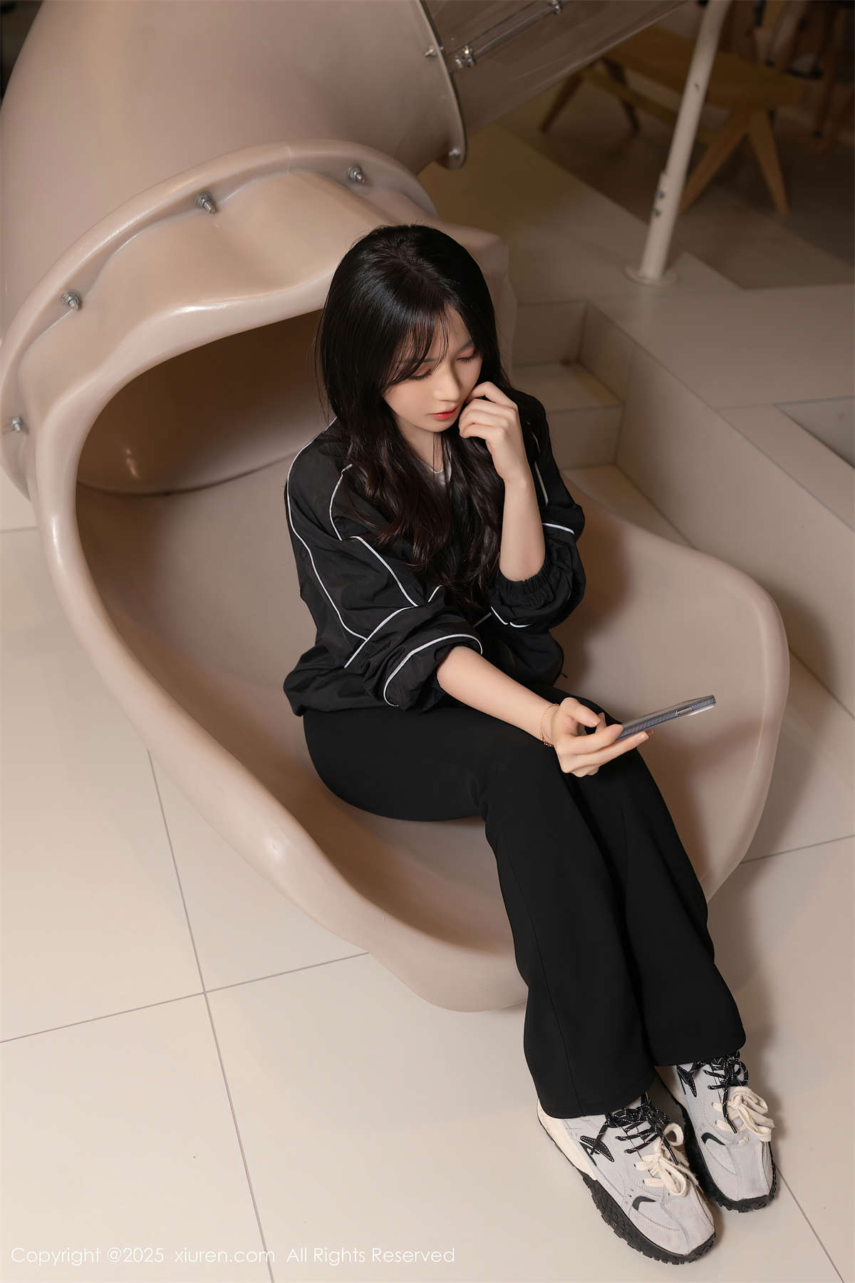 图片[2]-Xiuren秀人网 2025.04.03 NO.10112 鱼子酱Fish-日更街拍