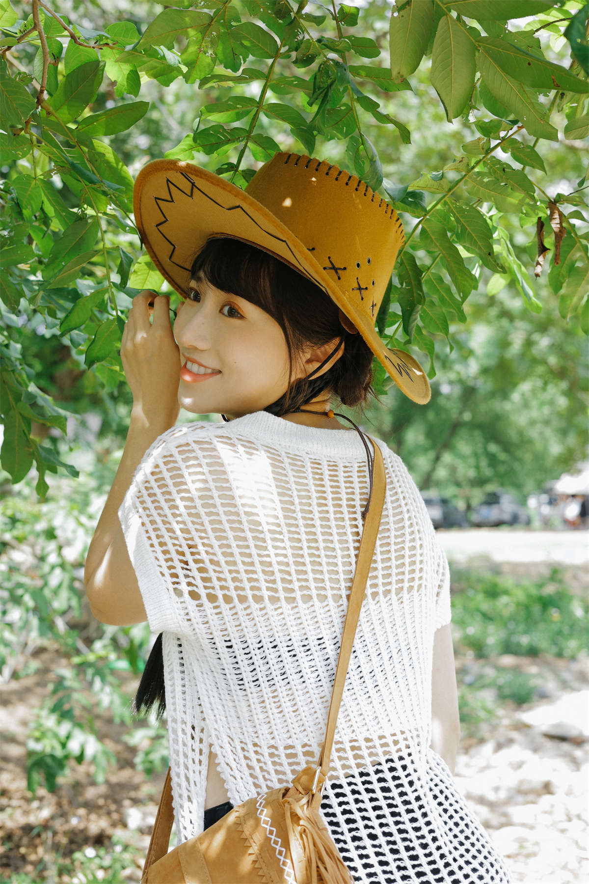 YITUYU艺图语 2022.11.06 山涧溪水的欢快 蓝胖子-插图1