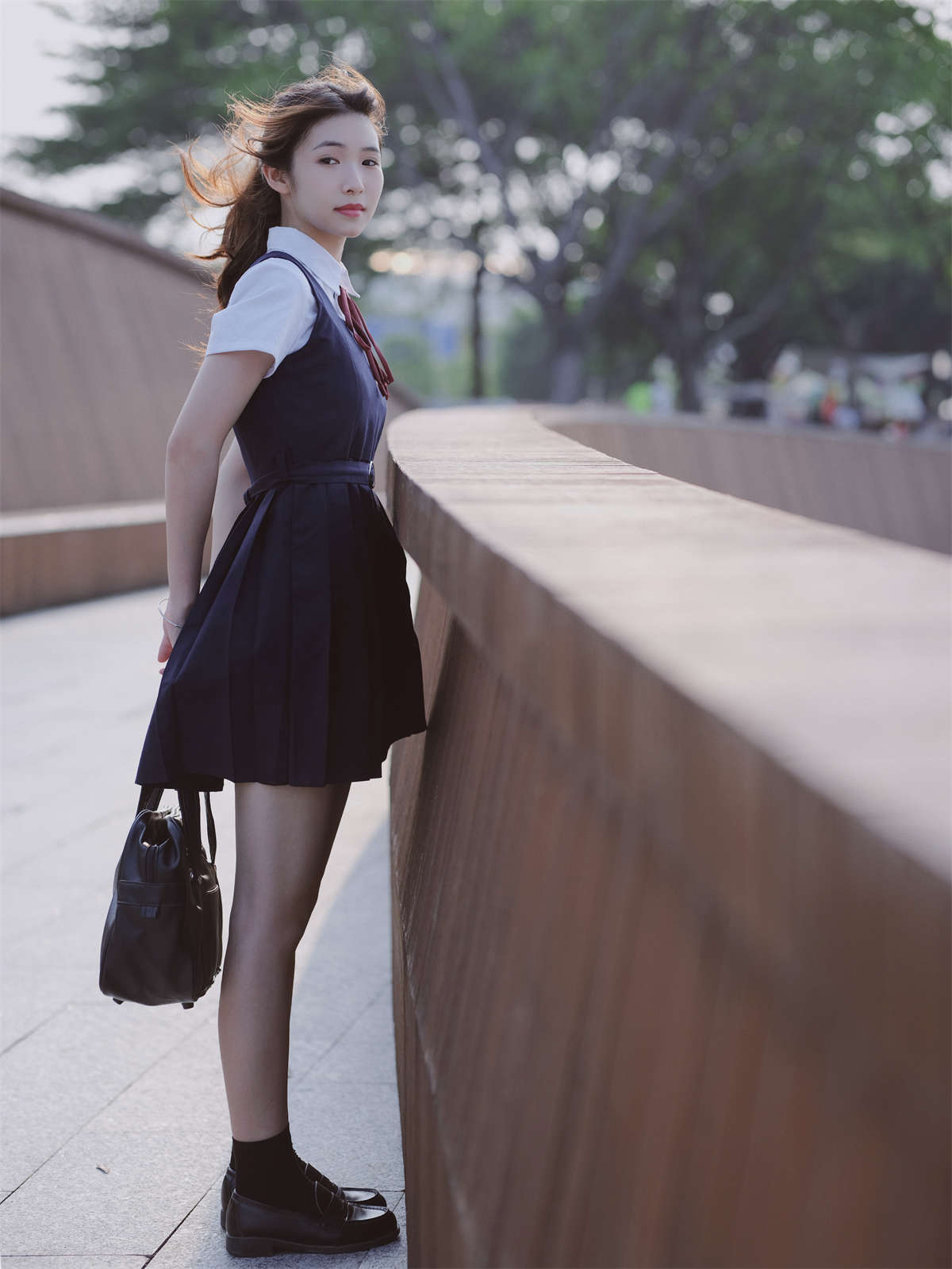 YITUYU艺图语 2023.03.30 春之花 anna-日更街拍