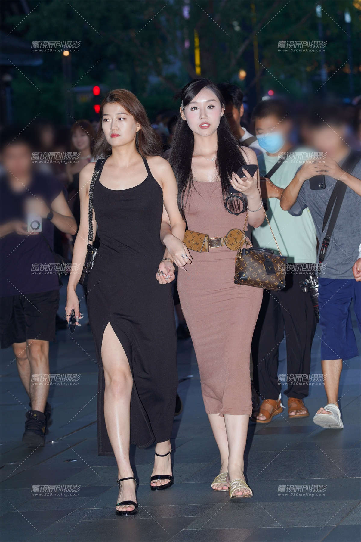 图片[2]-曼妙身姿女人味-日更街拍