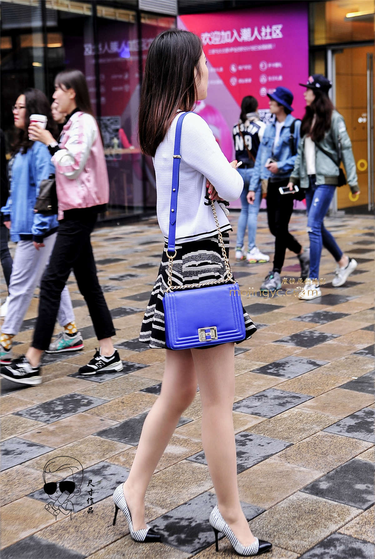 美腿与高跟鞋的魅力-日更街拍