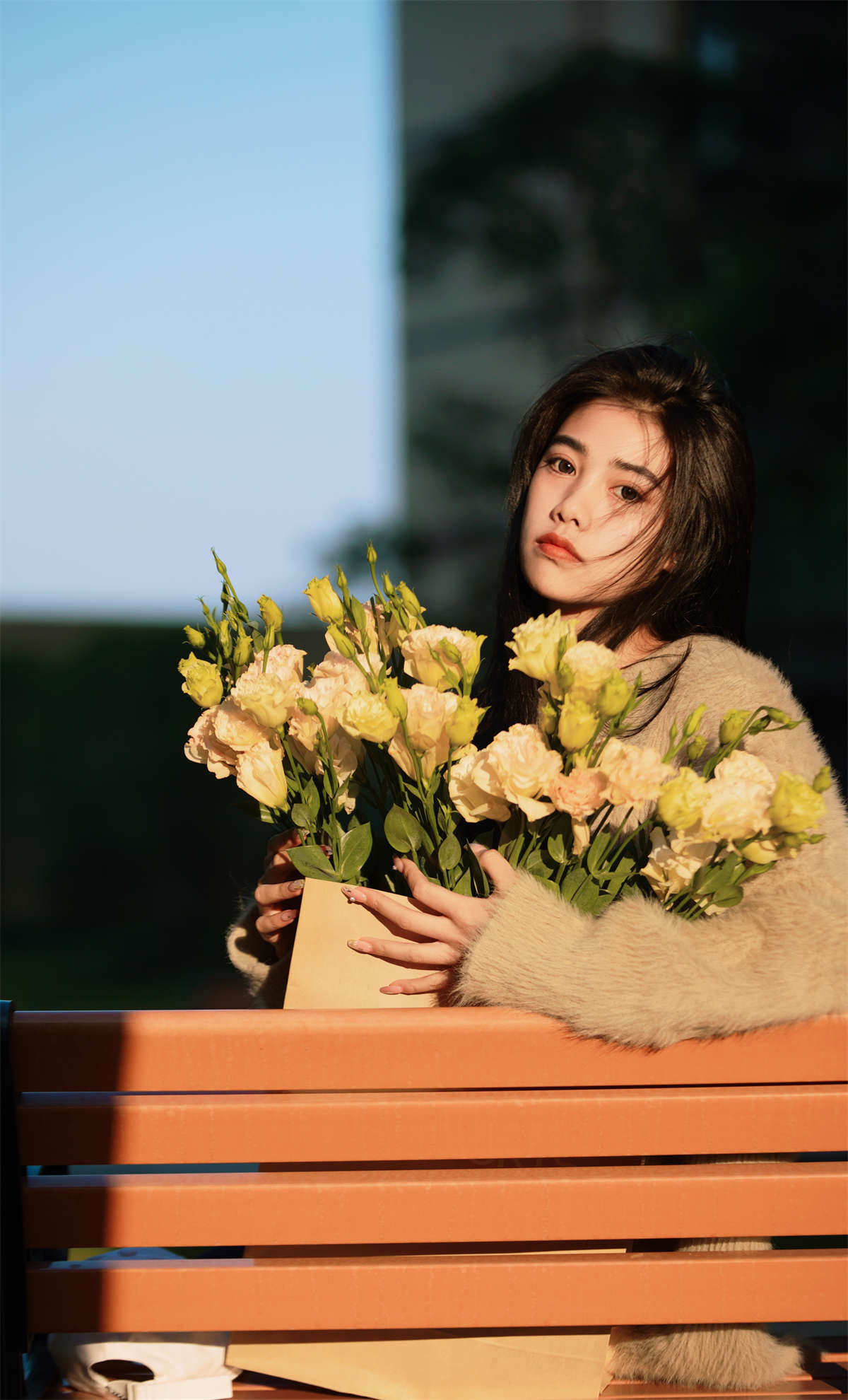 YITUYU艺图语 2023.03.30 光影与晚霞下的少女 思分插图1