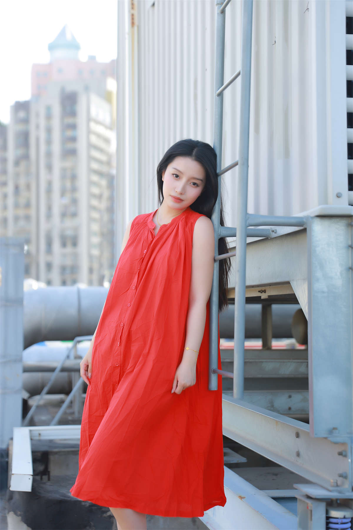 YITUYU艺图语 2024.07.17 红色盛夏 婧仔jinns-日更街拍
