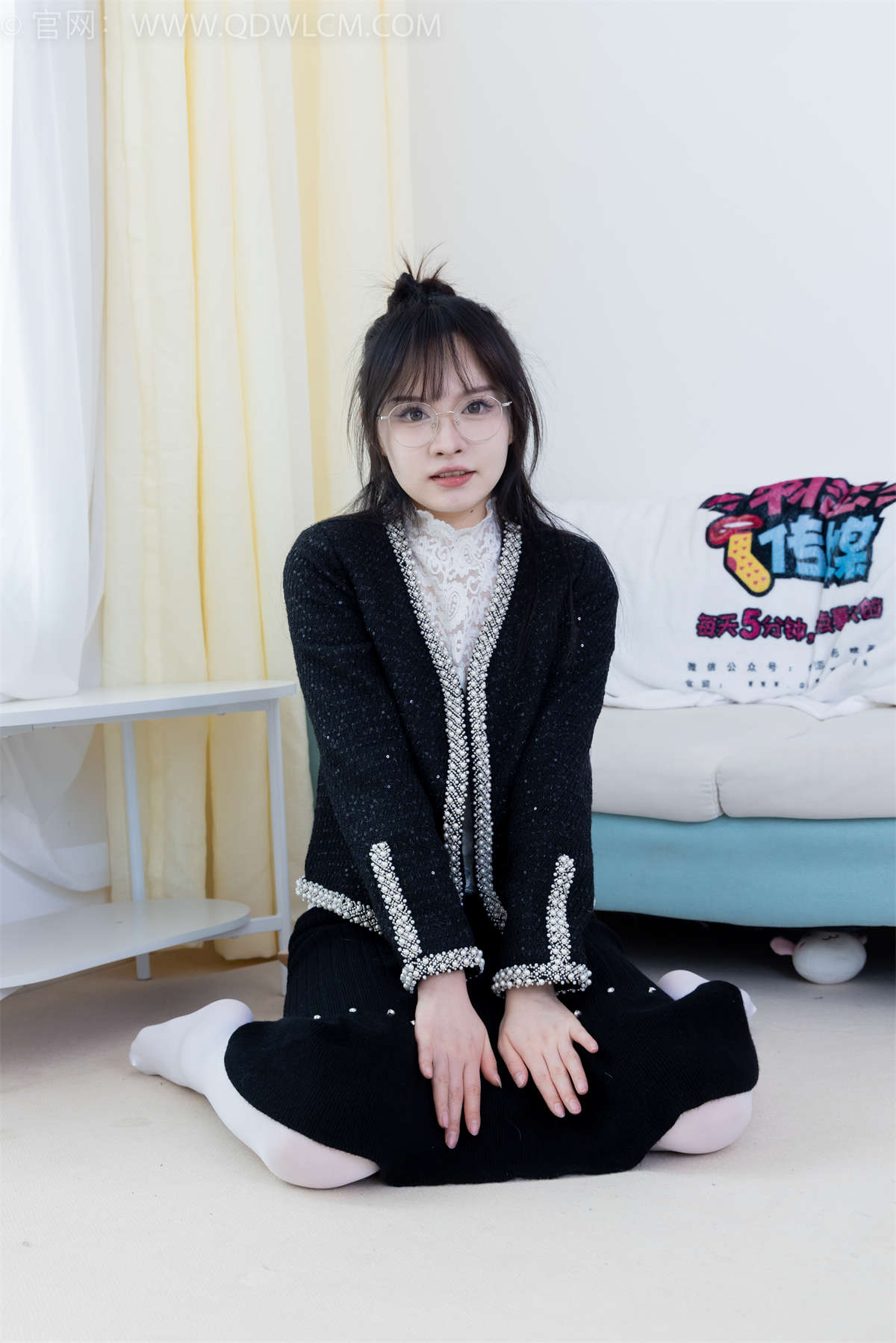 物恋传媒 NO.1863 小酒-傲娇猫咪-日更街拍