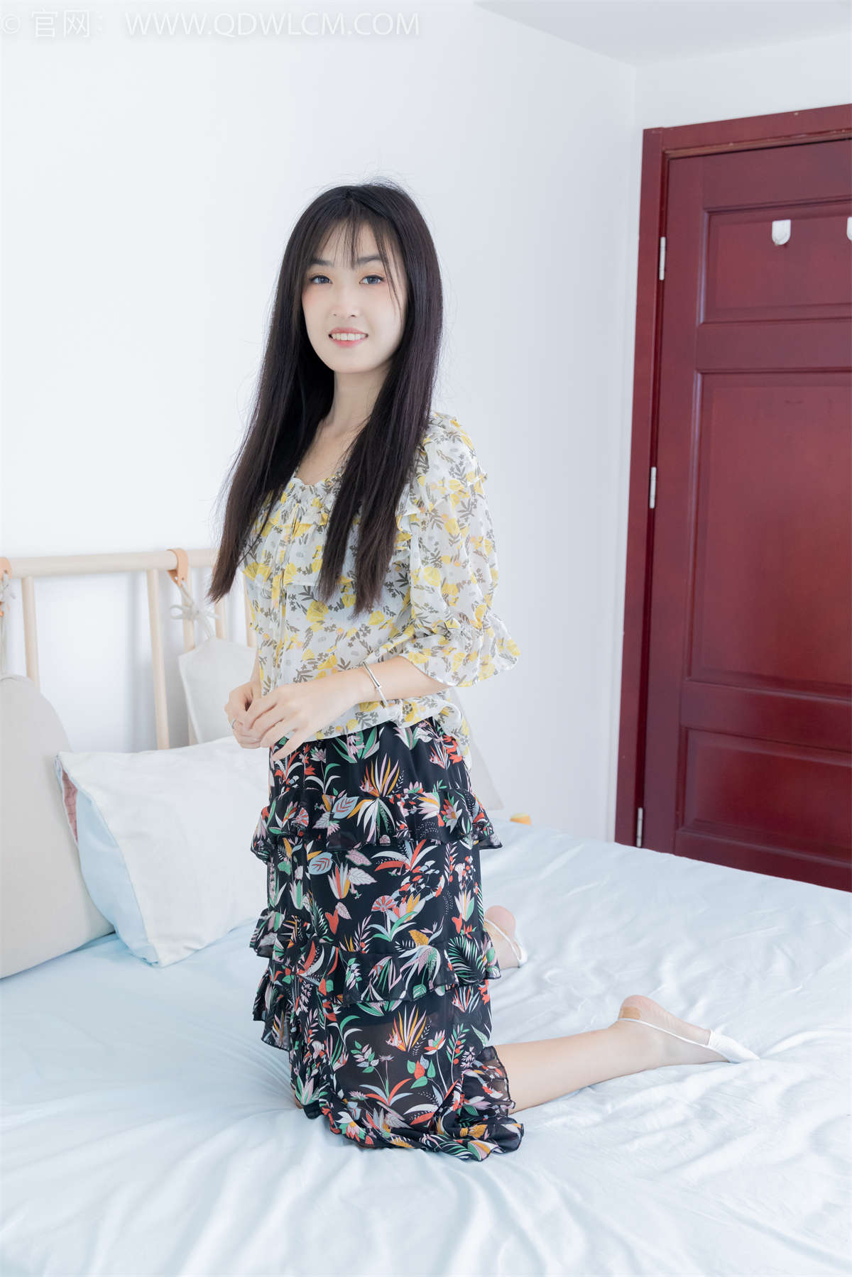 物恋传媒 NO.2200 嘉木-圈圈年轮（盲盒3）-日更街拍