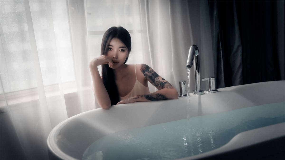 YITUYU艺图语 2023.07.09 水中花 悦悦插图1