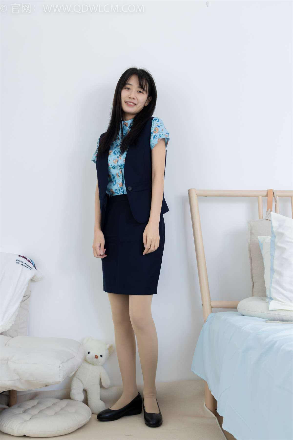 图片[2]-物恋传媒 NO.1747 菜菜-月光下的人鱼-日更街拍