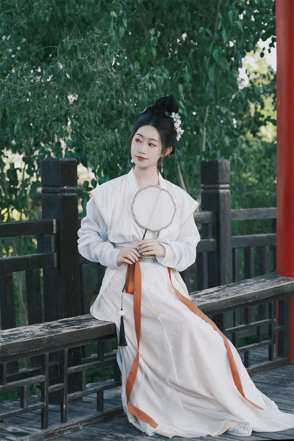 YITUYU艺图语 2023.07.01 晴山 社恐的乱乱-日更街拍