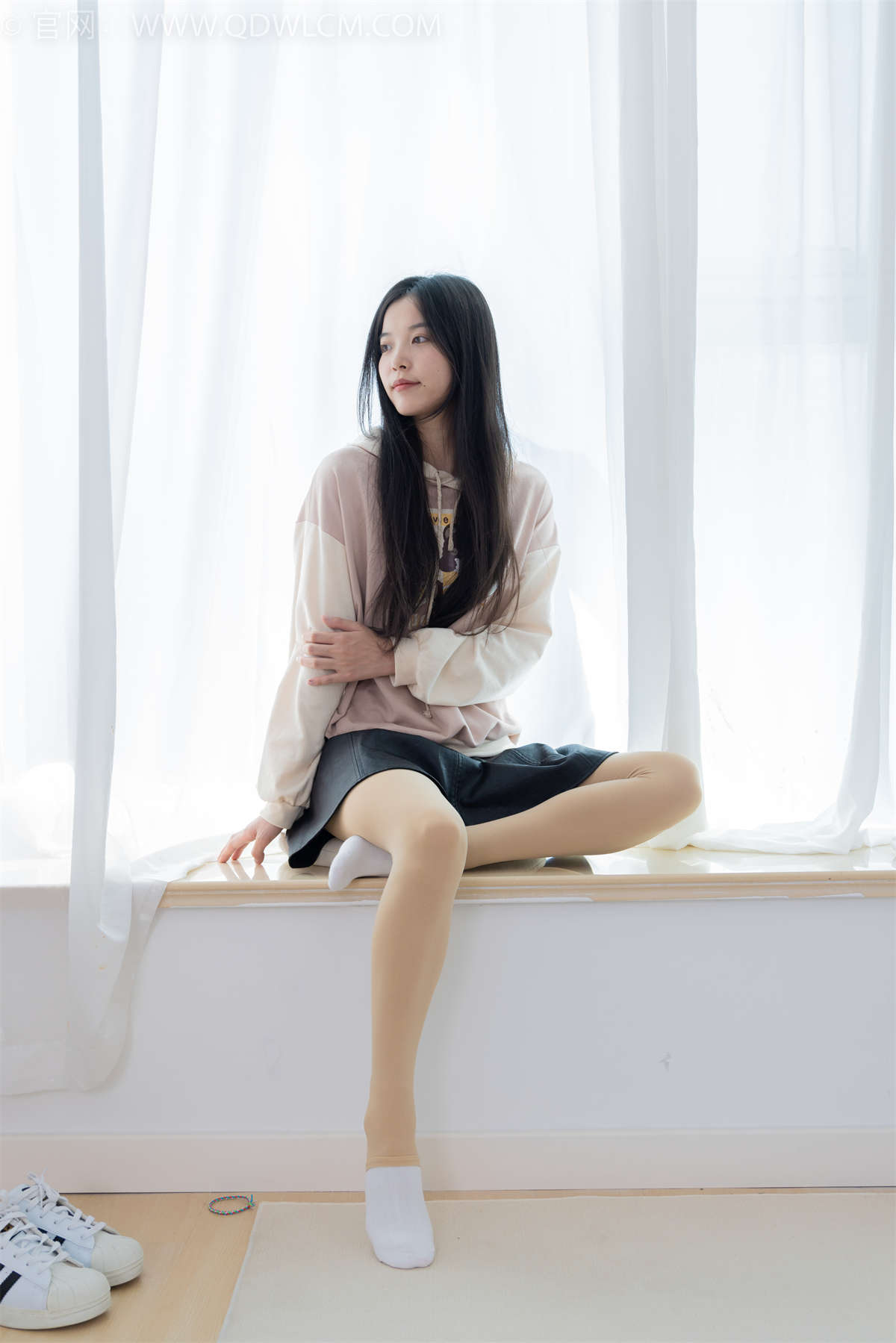 物恋传媒 NO.1748 茯苓-肆意奔跑-日更街拍