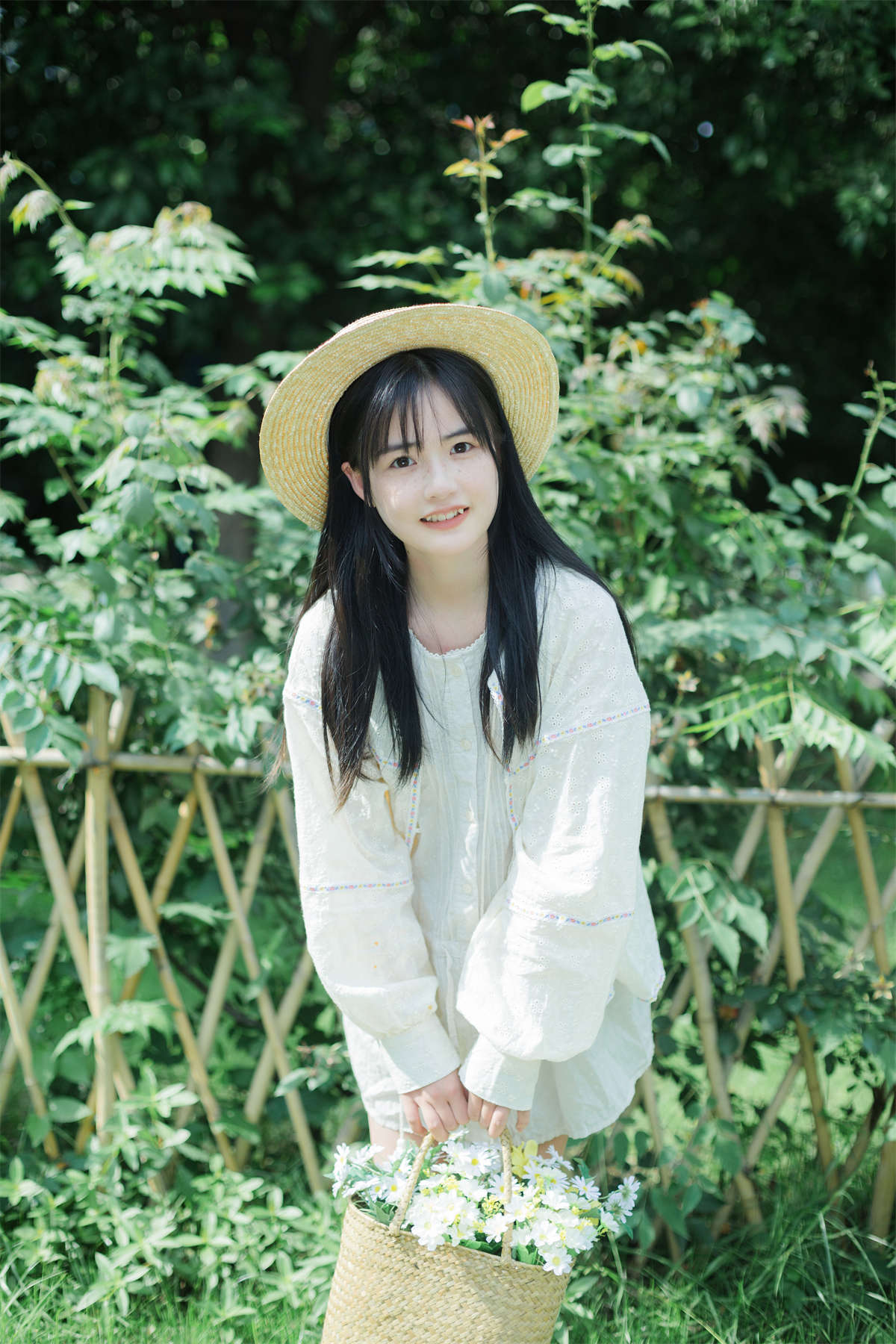 YITUYU艺图语 2023.07.10 闲逛的意义 小怡妹妹cute插图1