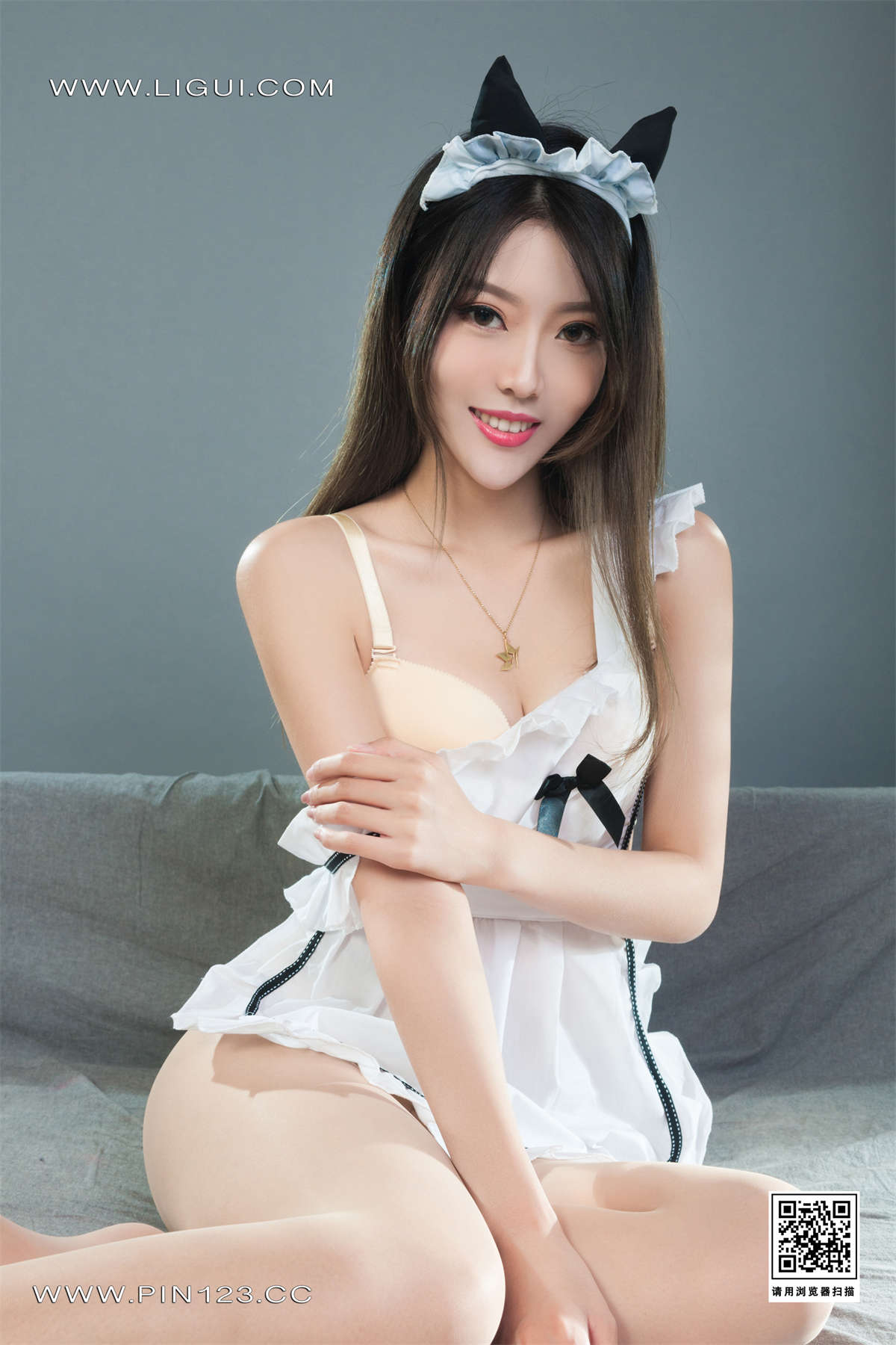 Ligui丽柜 2022.08.29 迷晴莲佣 钟情-日更街拍