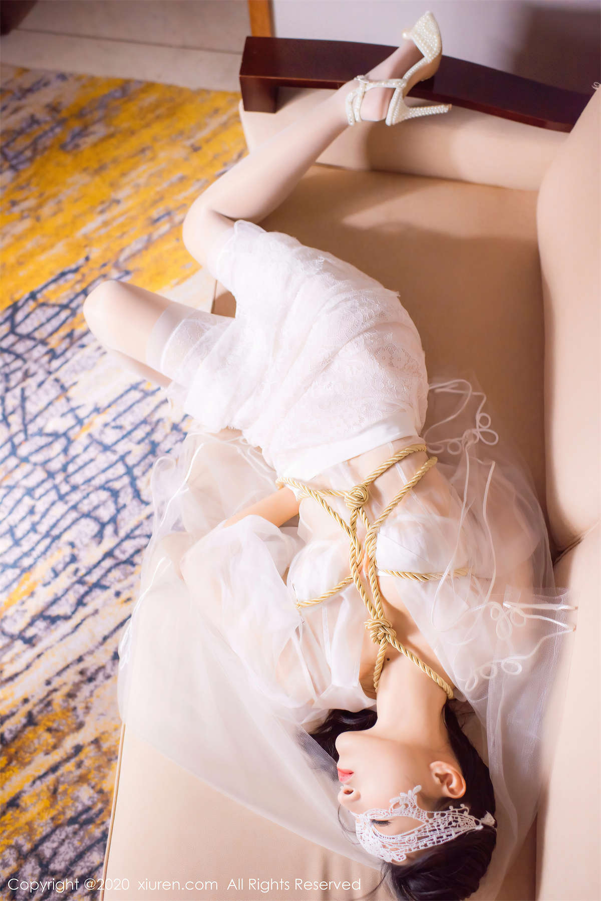 图片[2]-Xiuren秀人网 2020.11.06 NO.2746 还是陈梵妮-日更街拍