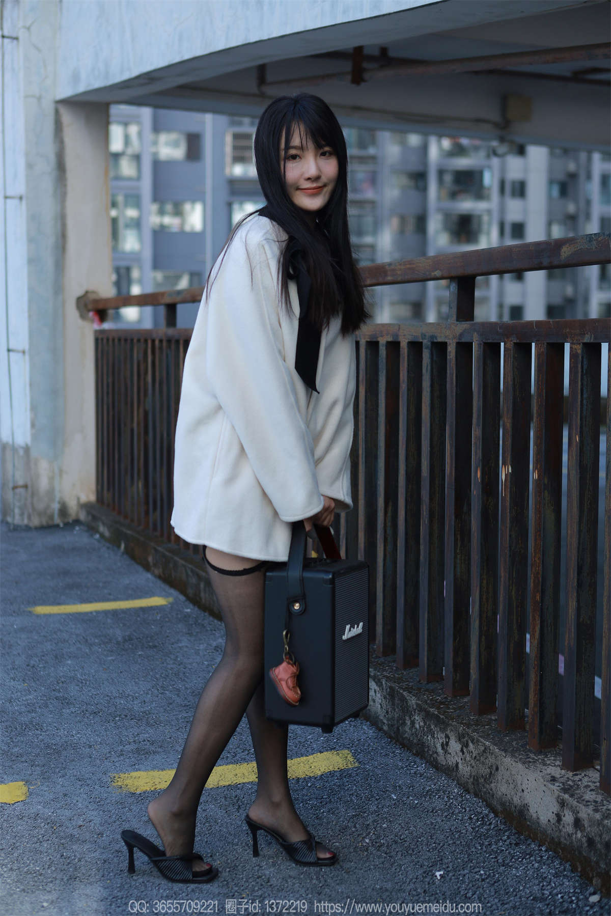 IESS异思趣向 2023.11.29 丝享家1598：婉萍 户外音乐-日更街拍