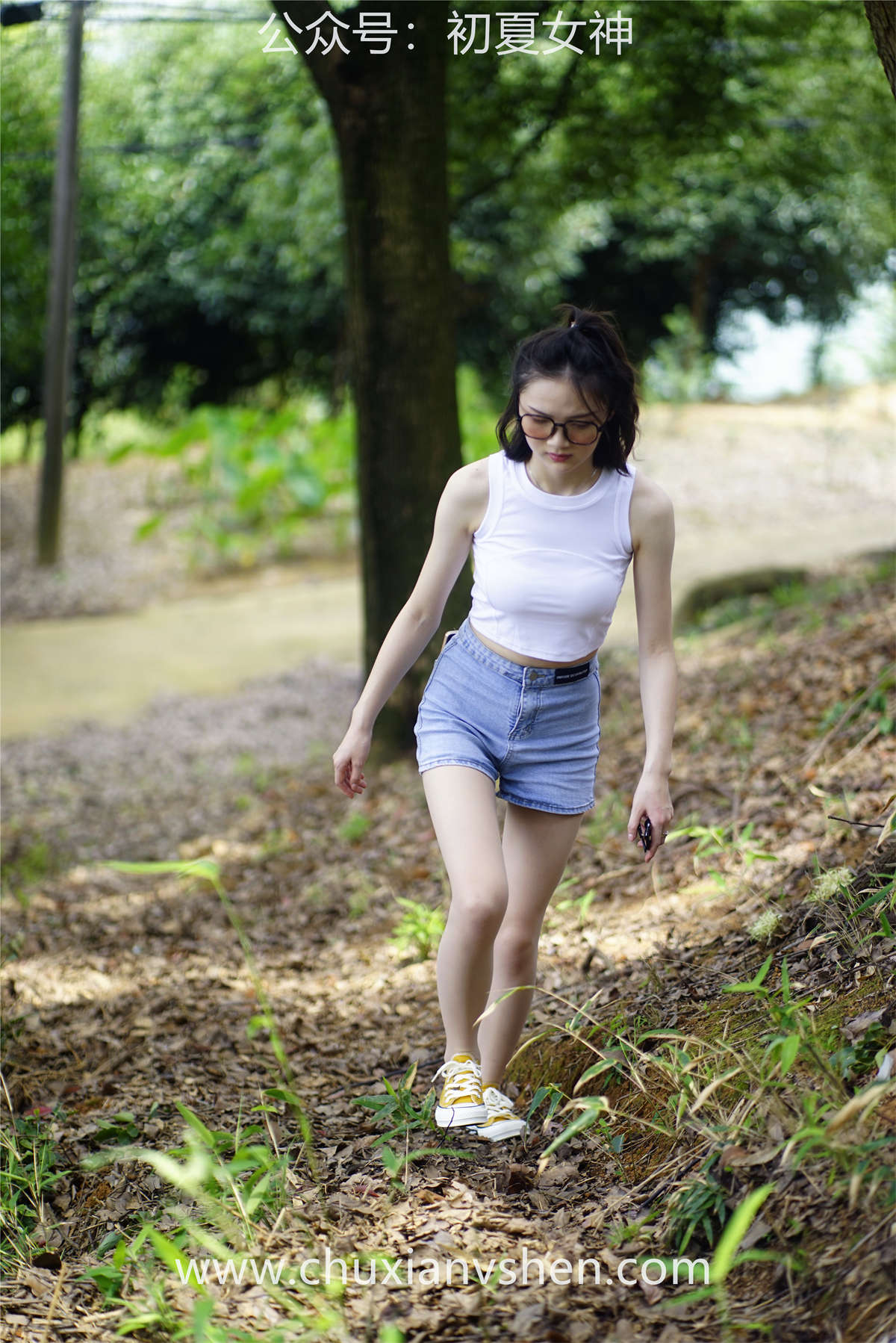 初夏女神 No.053 大发 山野大发-日更街拍