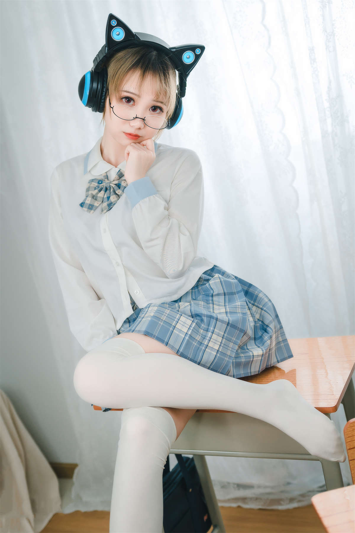 喵糖映画 VOL.262 宅家妹妹-日更街拍