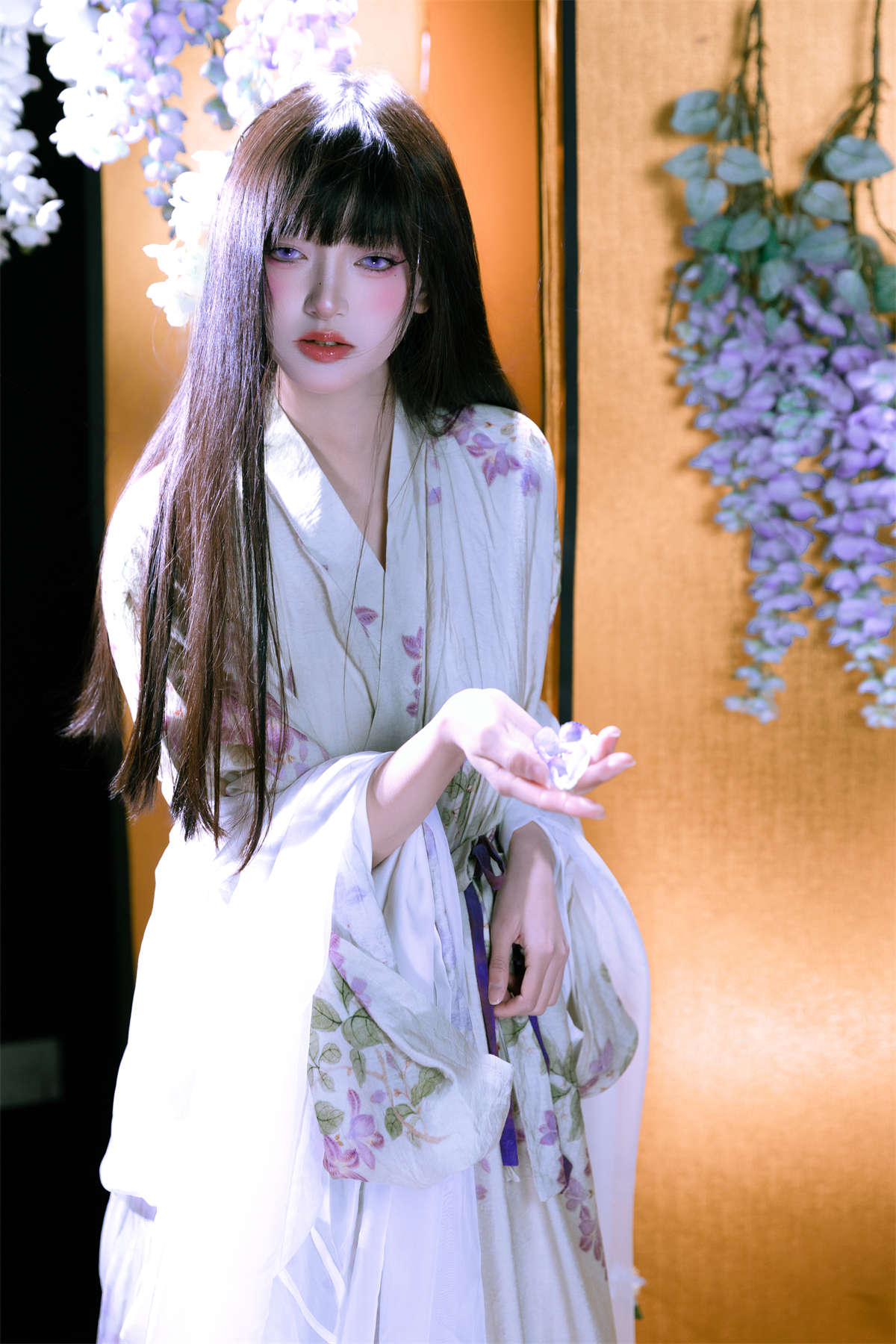 图片[2]-YITUYU艺图语 2025.03.12 紫藤花语 冷酷王爷-日更街拍