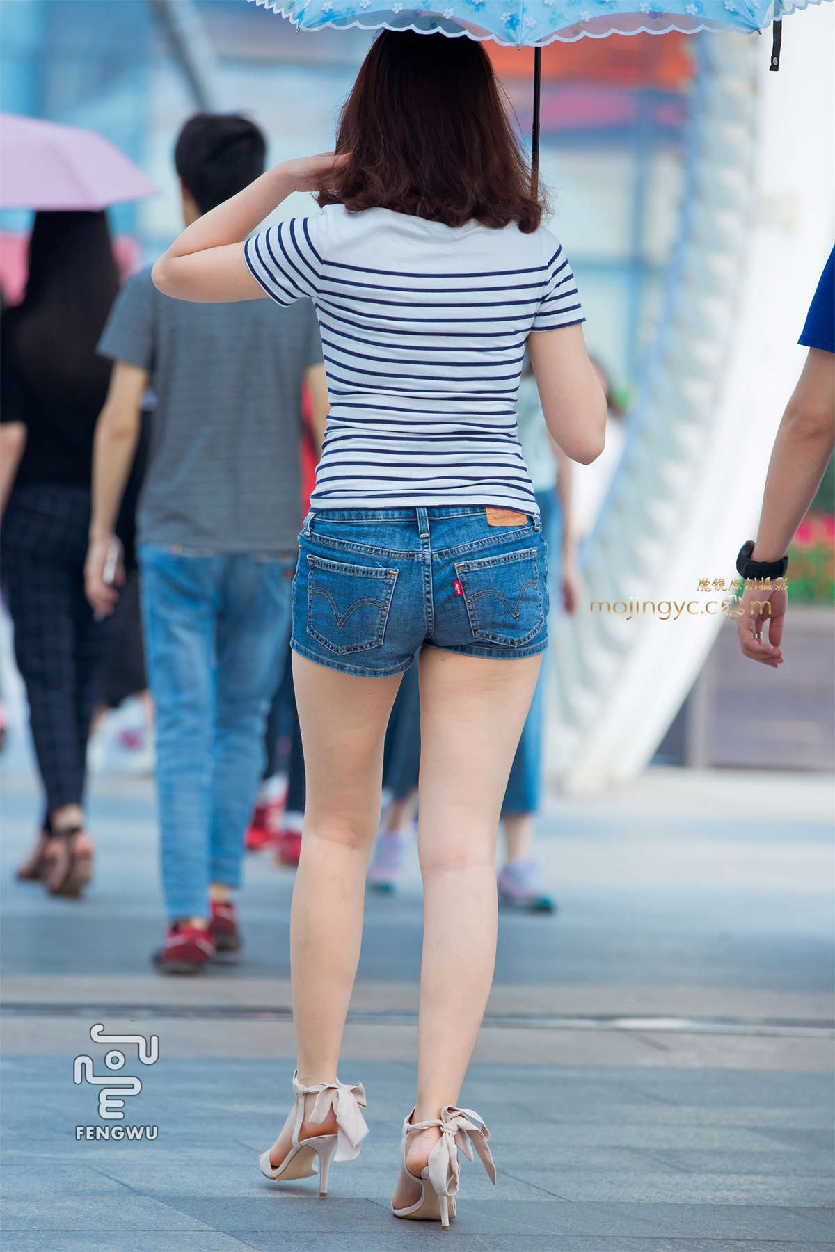 （赛04）热裤，美腿，凉高12-日更街拍