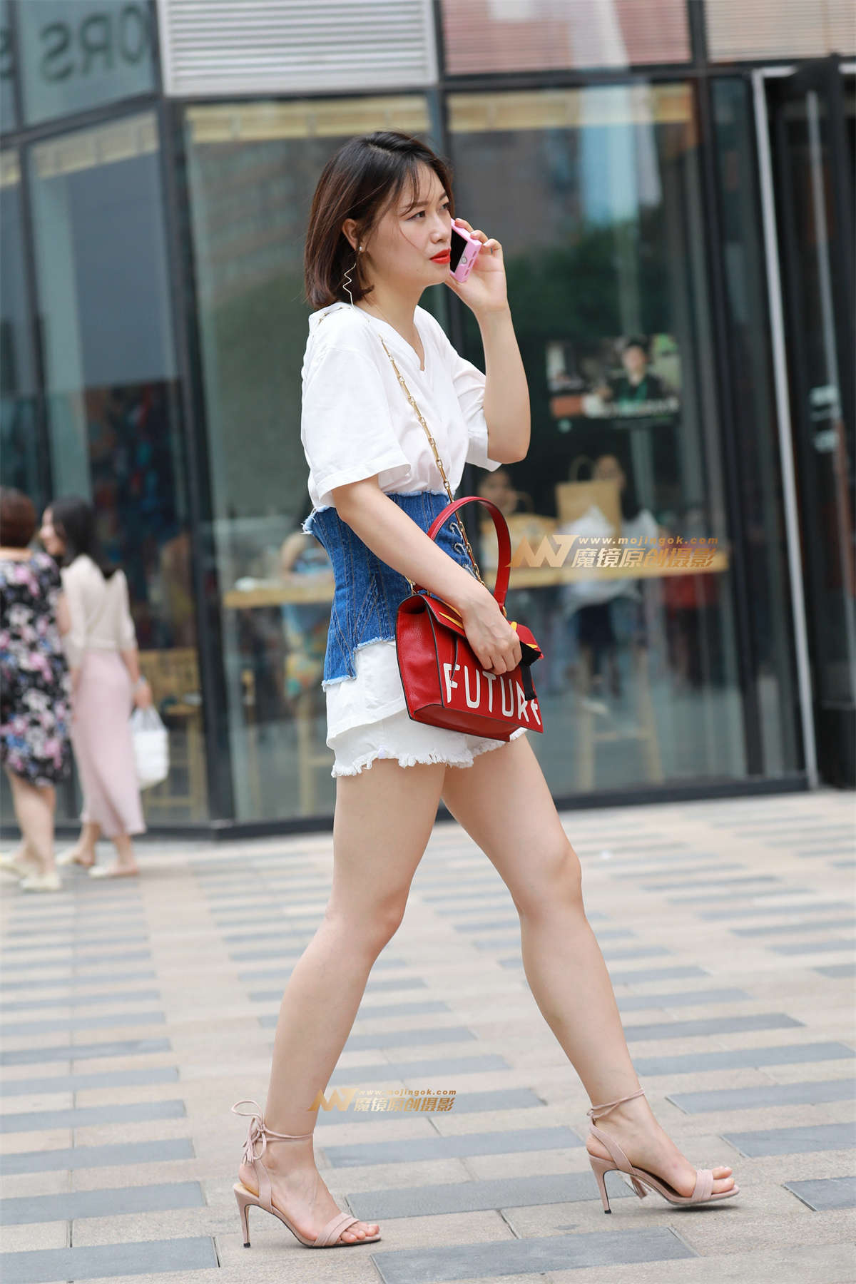 有点像GiGi的美女-日更街拍