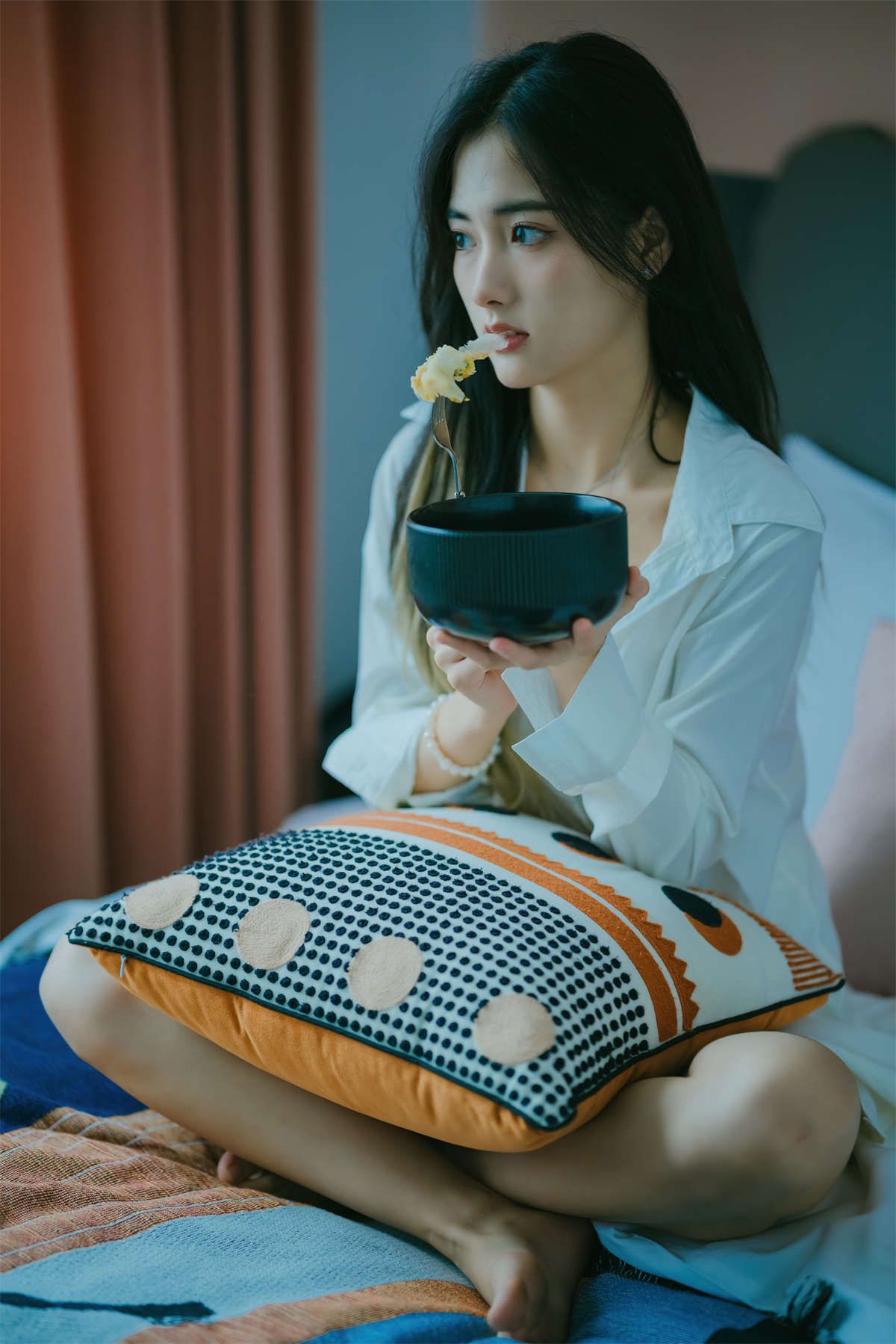 YITUYU艺图语 2022.02.07 早安少女 嘟嘟-日更街拍