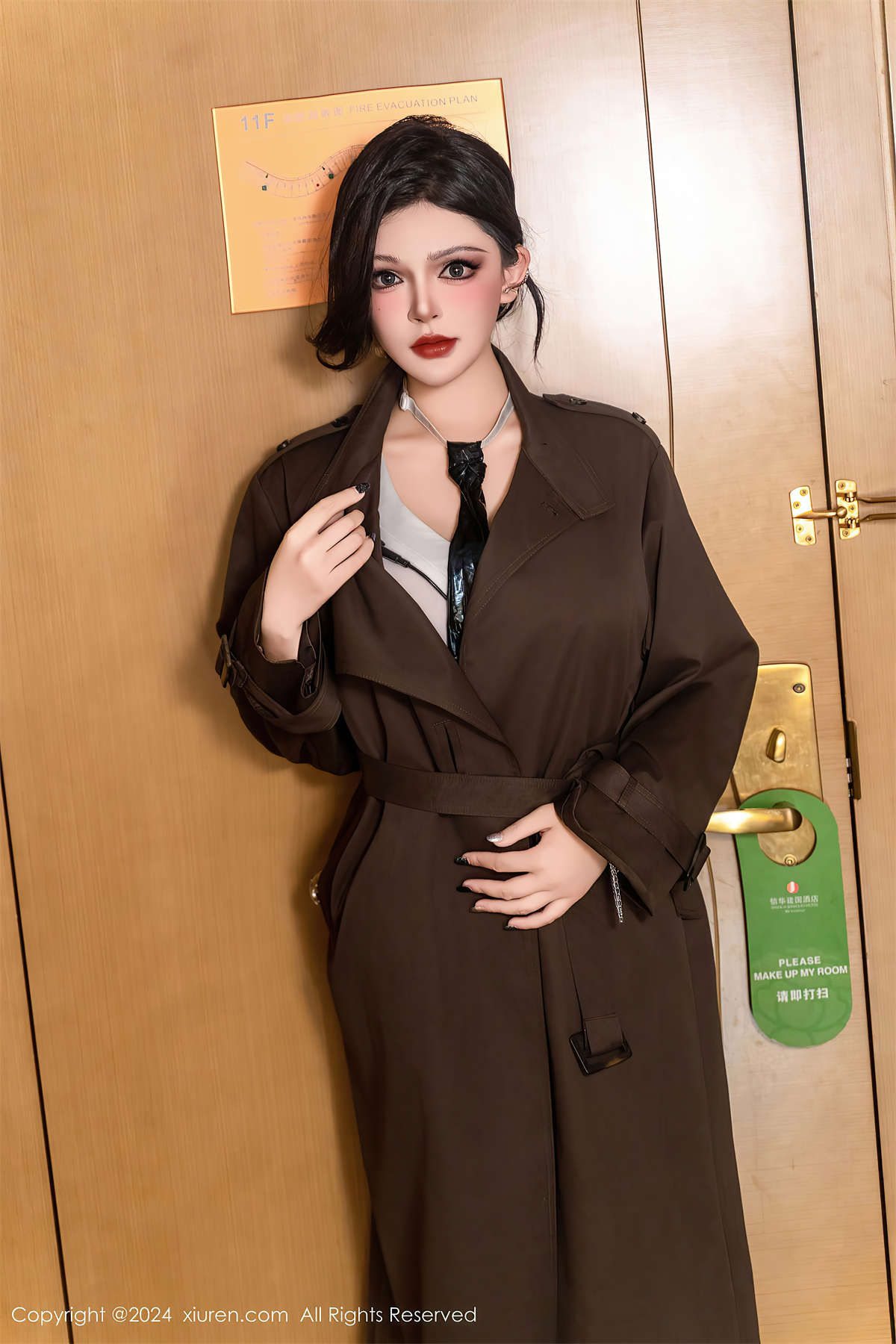 图片[2]-Xiuren秀人网 2024.12.26 NO.9661 伊丽莎有点白-日更街拍